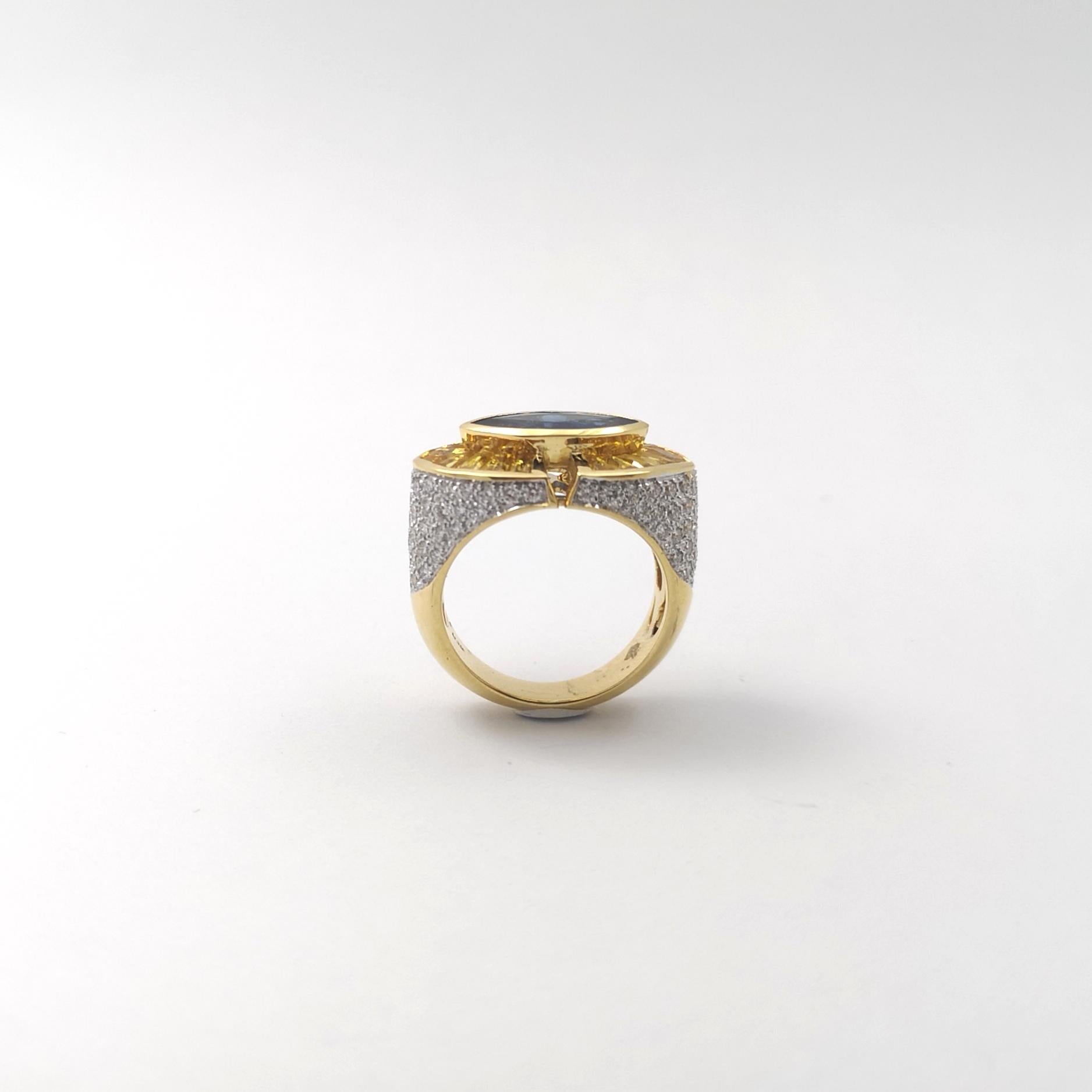 Anello con zaffiro blu, zaffiro giallo e diamante incastonati in oro 18 carati in vendita 9