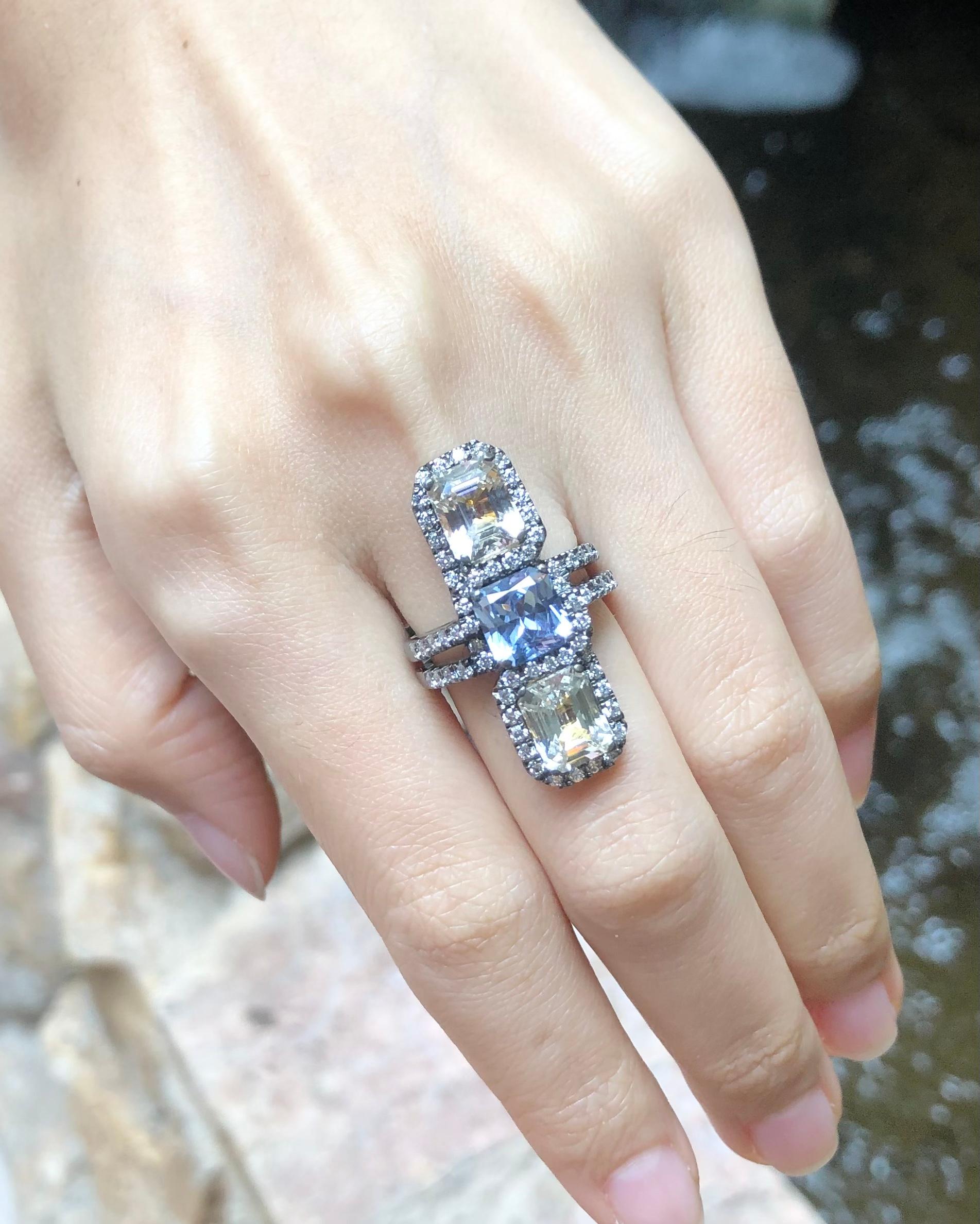 Blue Sapphire 2.20 carats, Yellow Sapphire 4.81 carats with Diamond 0.92 carat Ring set in 18 Karat White Gold Settings

Width:  1.1 cm 
Length: 3.1 cm
Ring Size: 52
Total Weight: 12.42 grams

