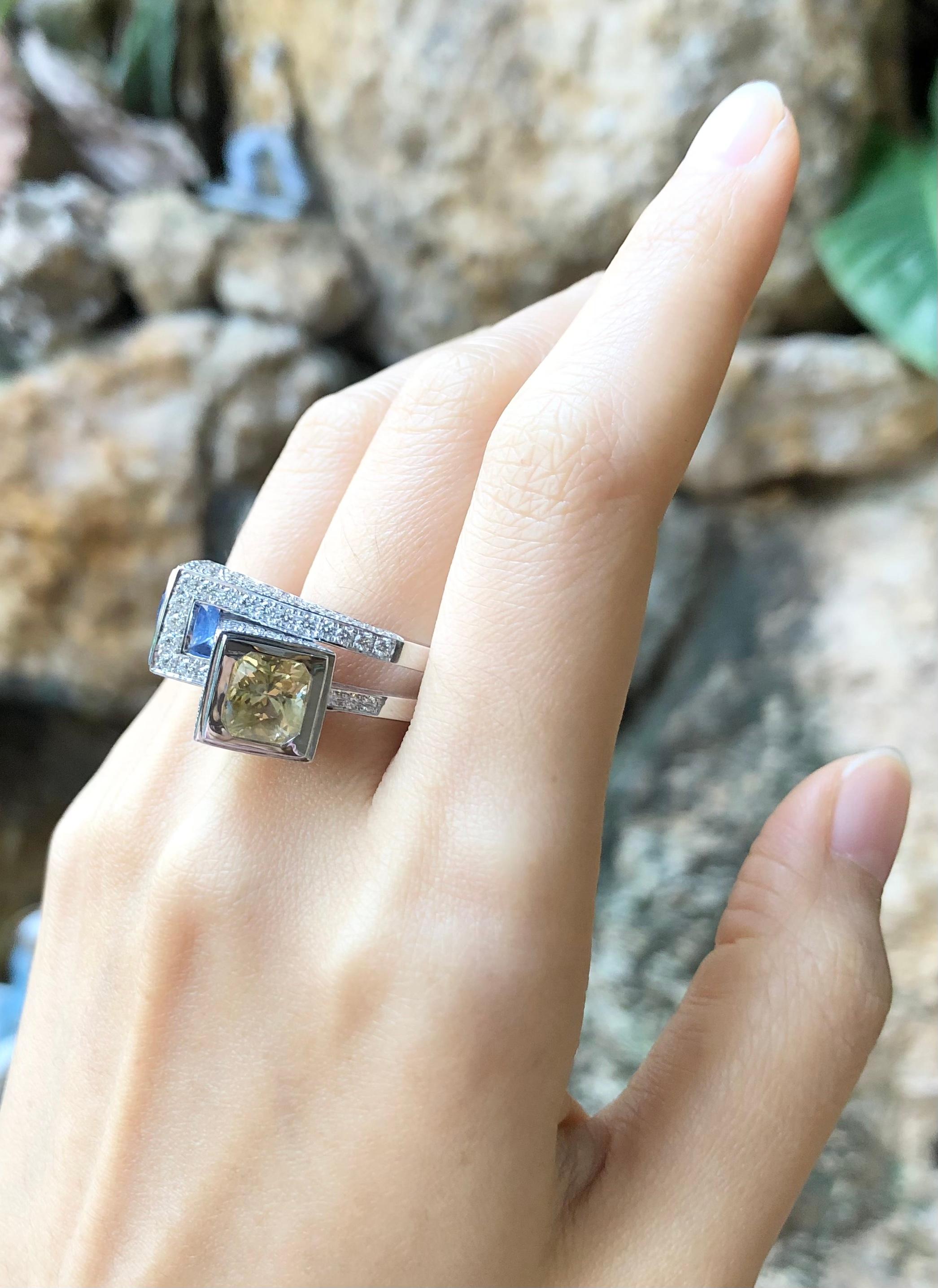 Blue Sapphire, Yellow Sapphire with Diamond Ring Set in 18 Karat White Gold In New Condition For Sale In Bangkok, TH
