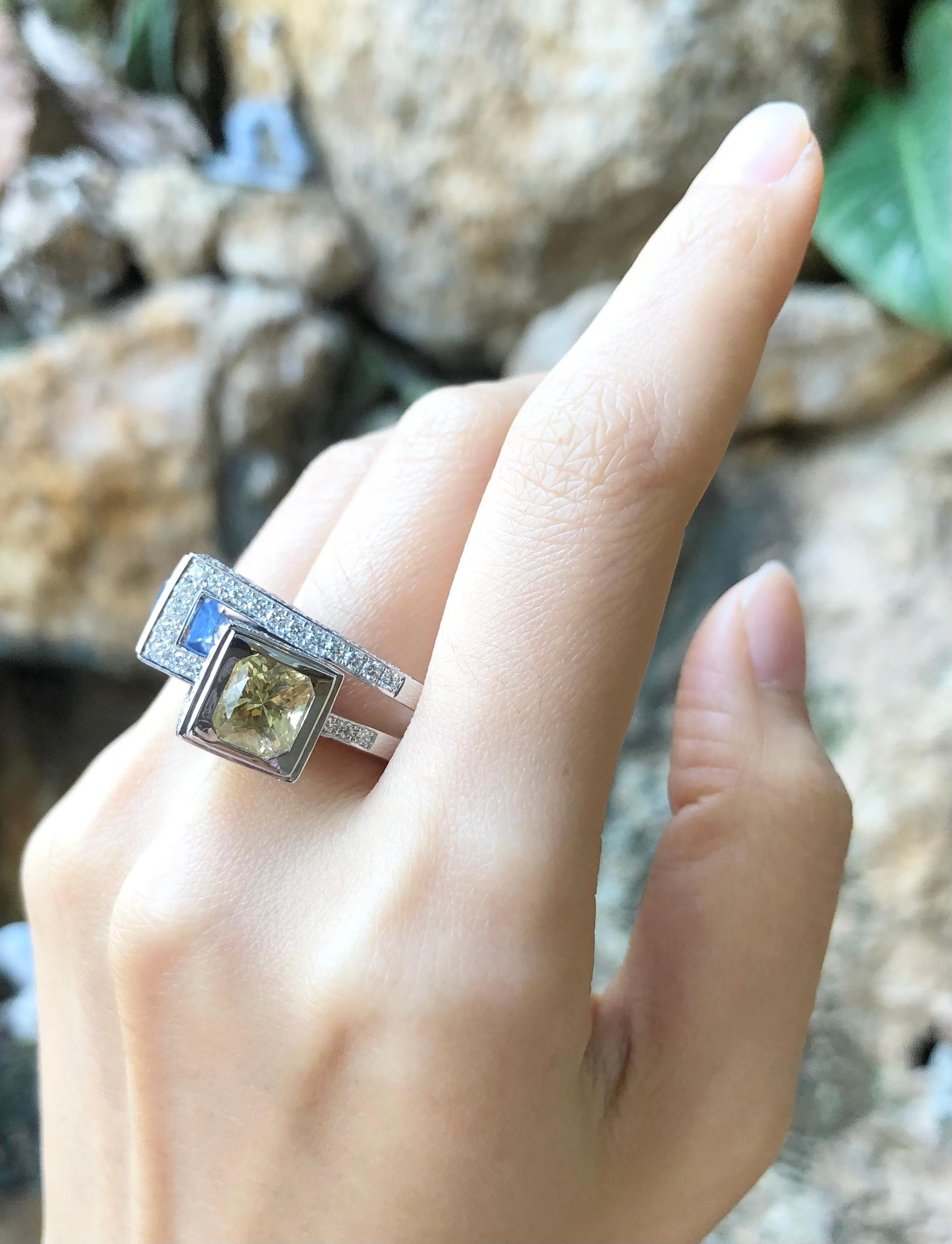Women's or Men's Blue Sapphire, Yellow Sapphire with Diamond Ring Set in 18 Karat White Gold For Sale