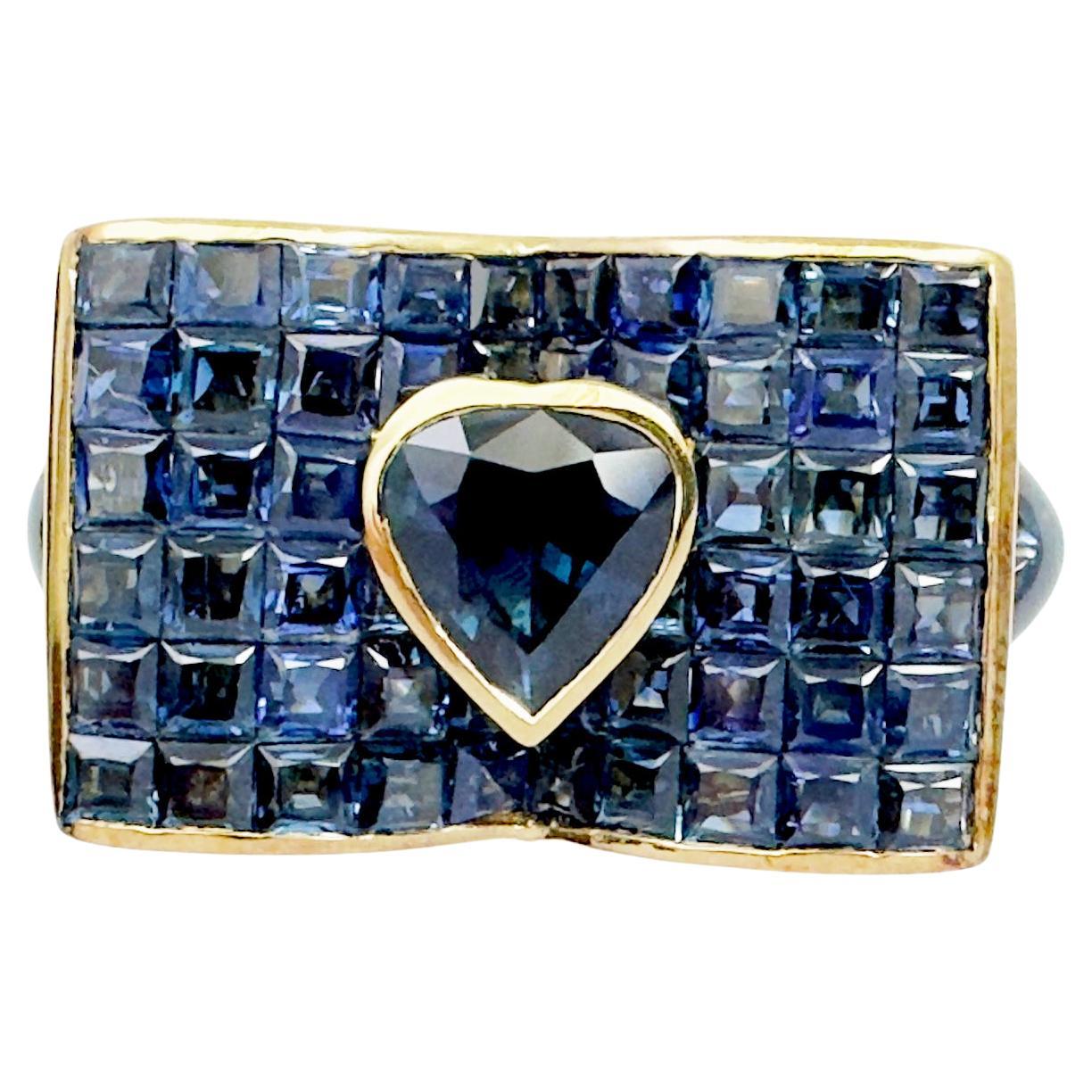 Blauer Saphirund Cabochon Ring mit blauem Saphir in 18K Goldfassung