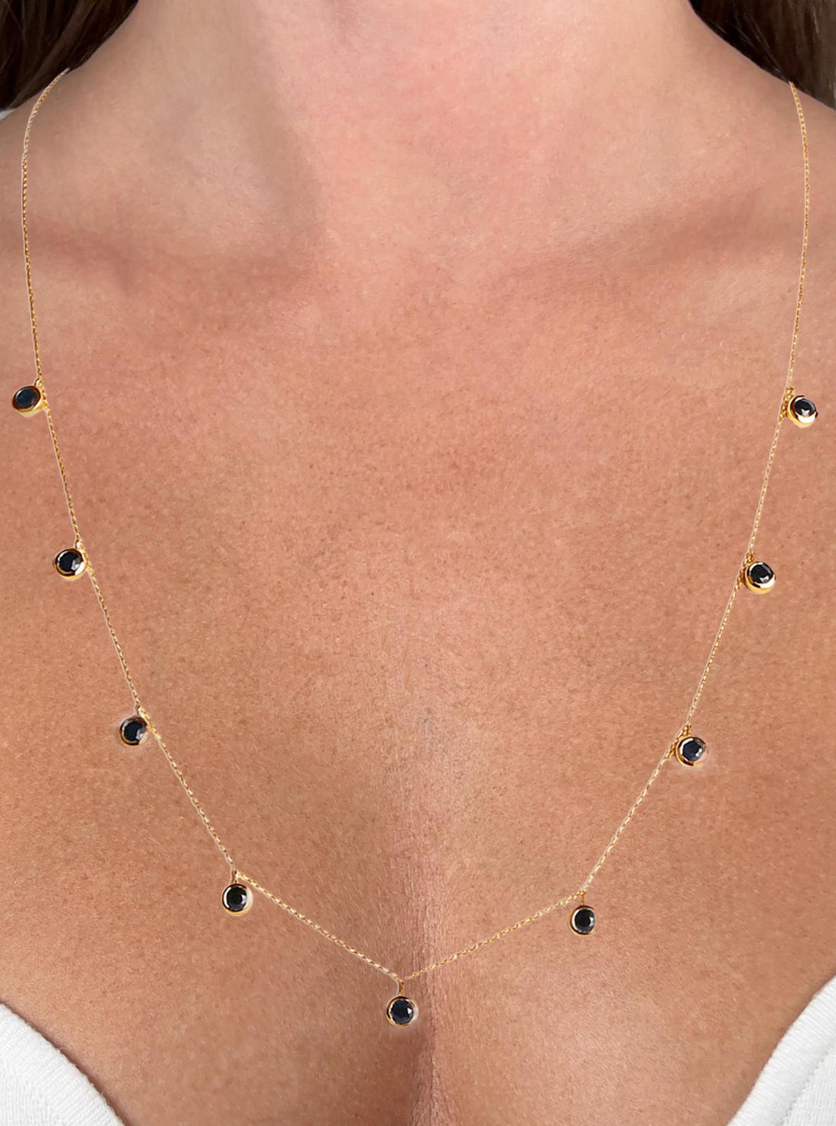 Contemporary Blue Sapphires Chain Necklace 1.1 Carats 10K Yellow Gold For Sale