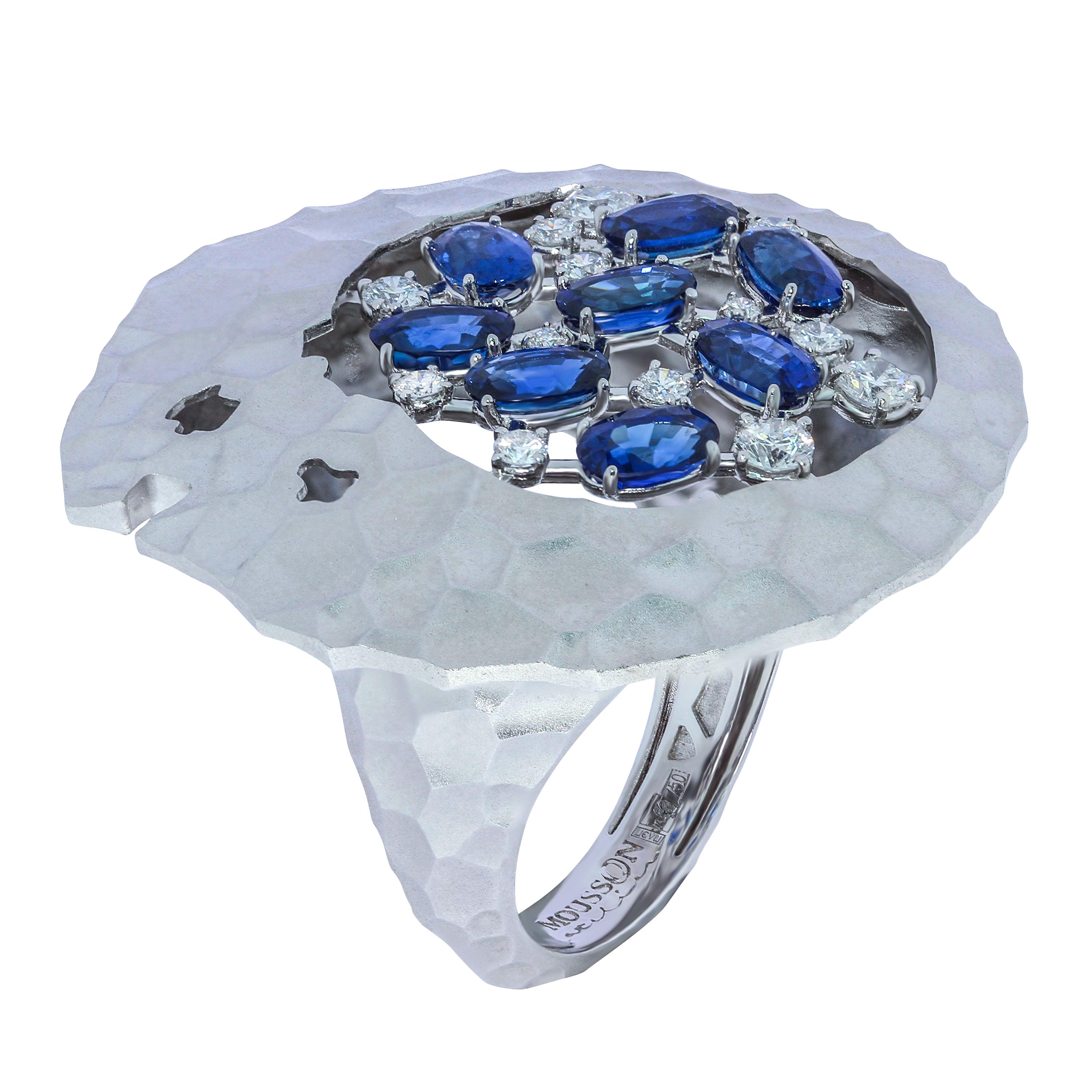 Blue Sapphires Diamonds 18 Karat White Gold Big Oasis Ring