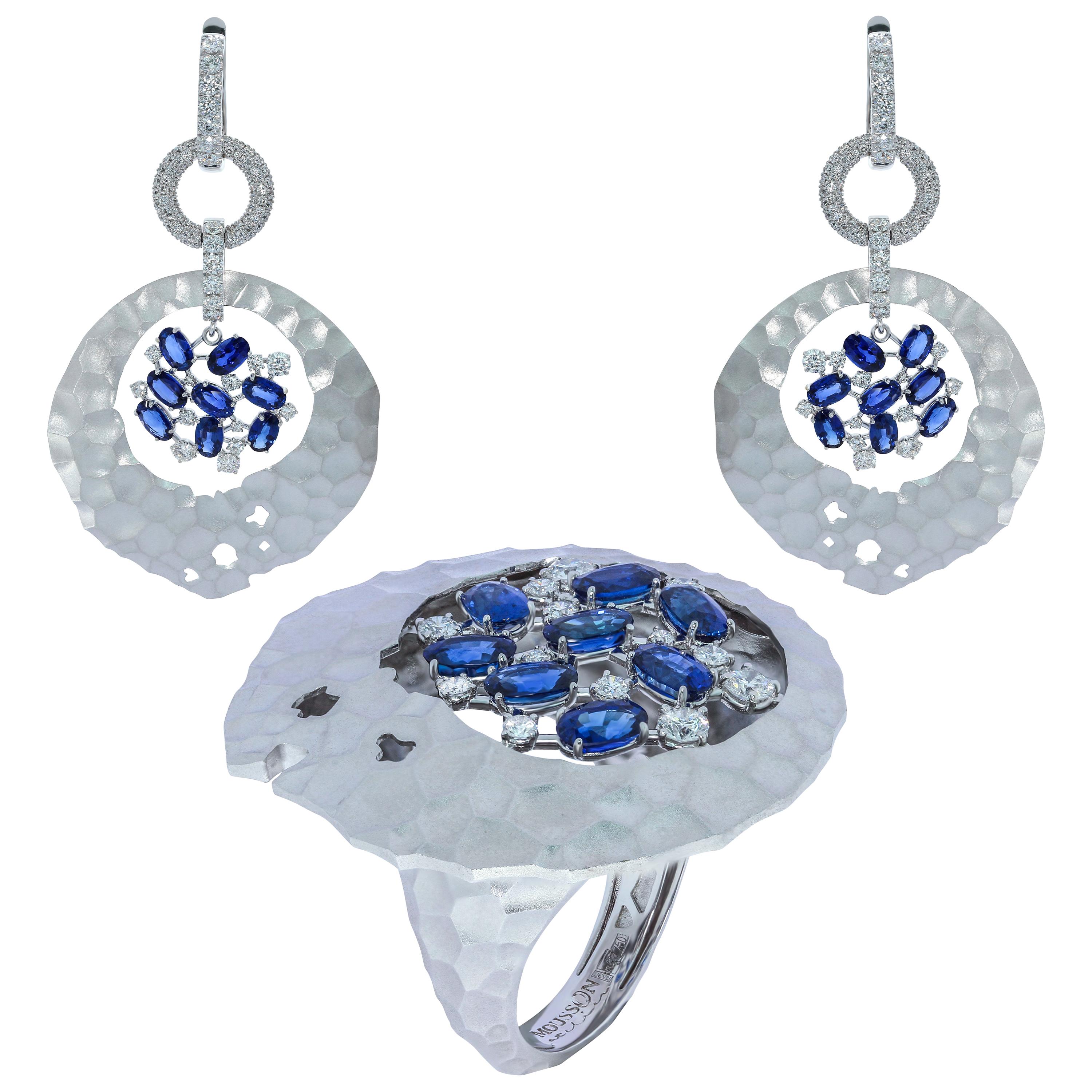 Blue Sapphires Diamonds 18 Karat White Gold Big Oasis Suite For Sale