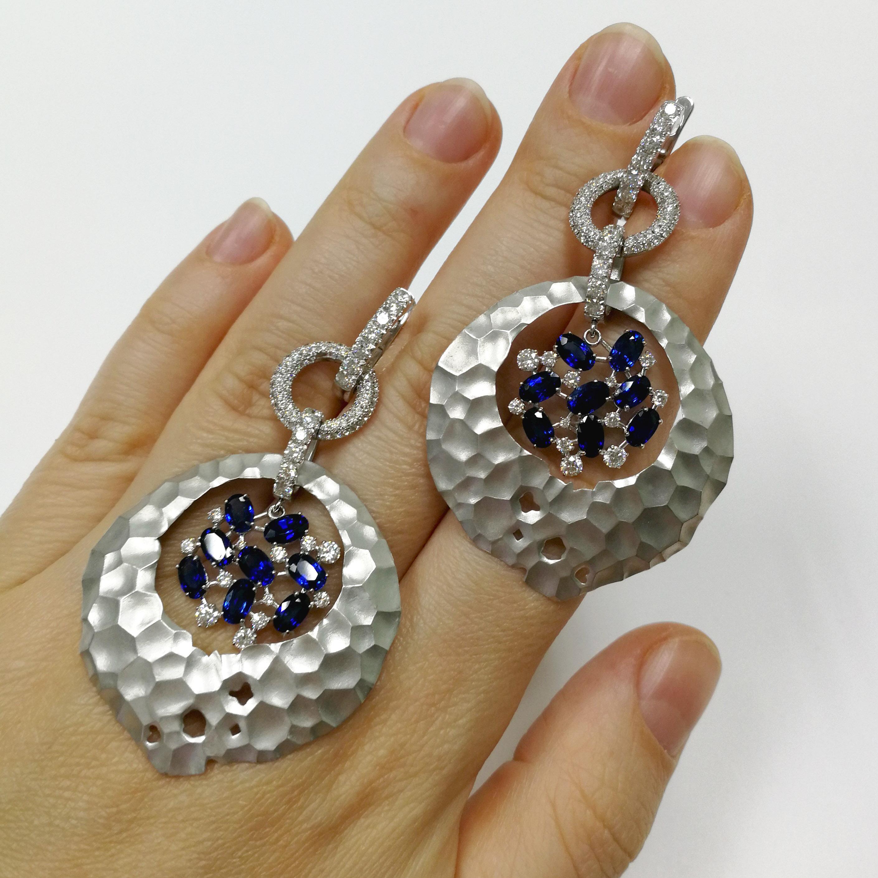 Contemporary Blue Sapphires Diamonds 18 Karat White Gold Oasis Earrings For Sale