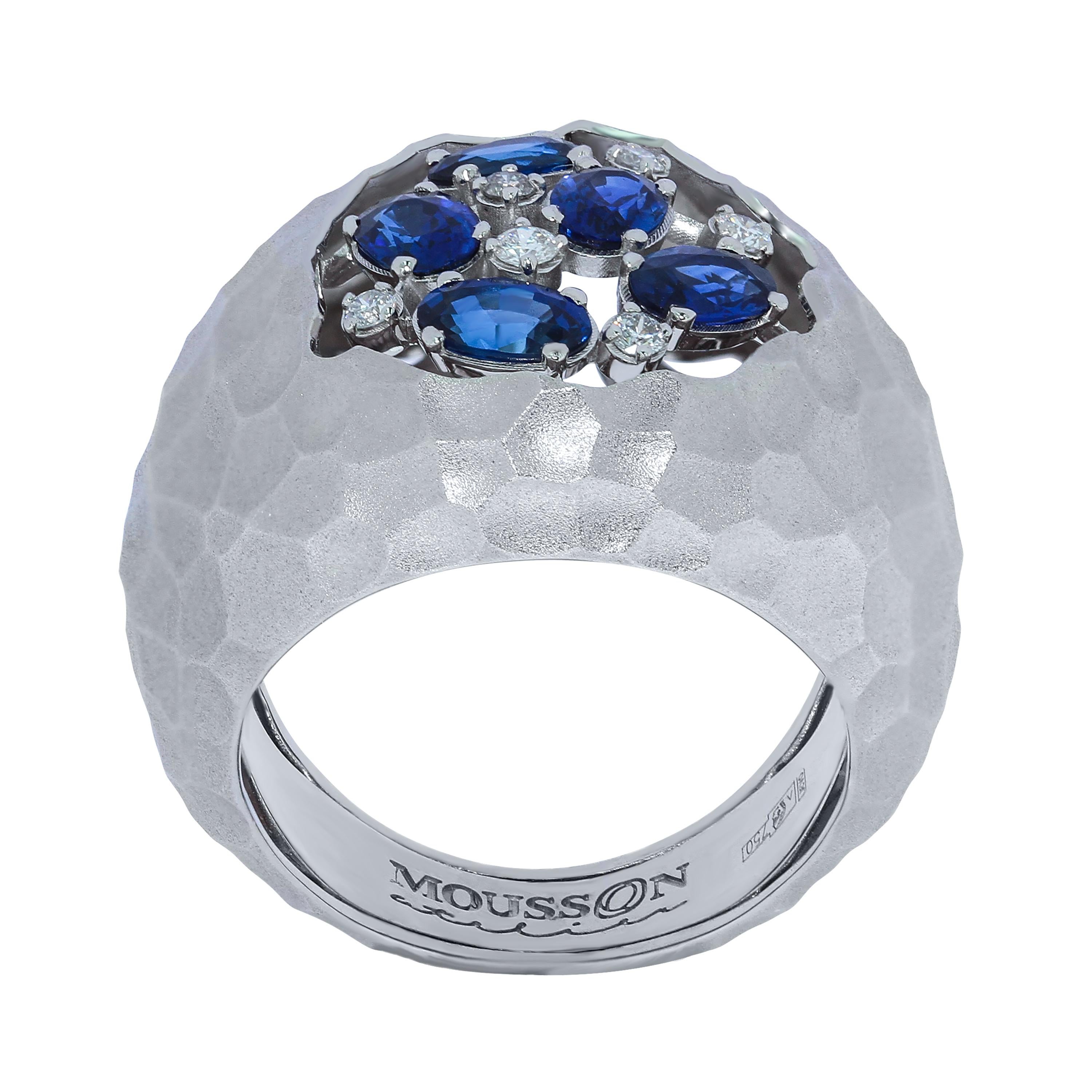 Blue Sapphires Diamonds 18 Karat White Gold Small Oasis Suite 5