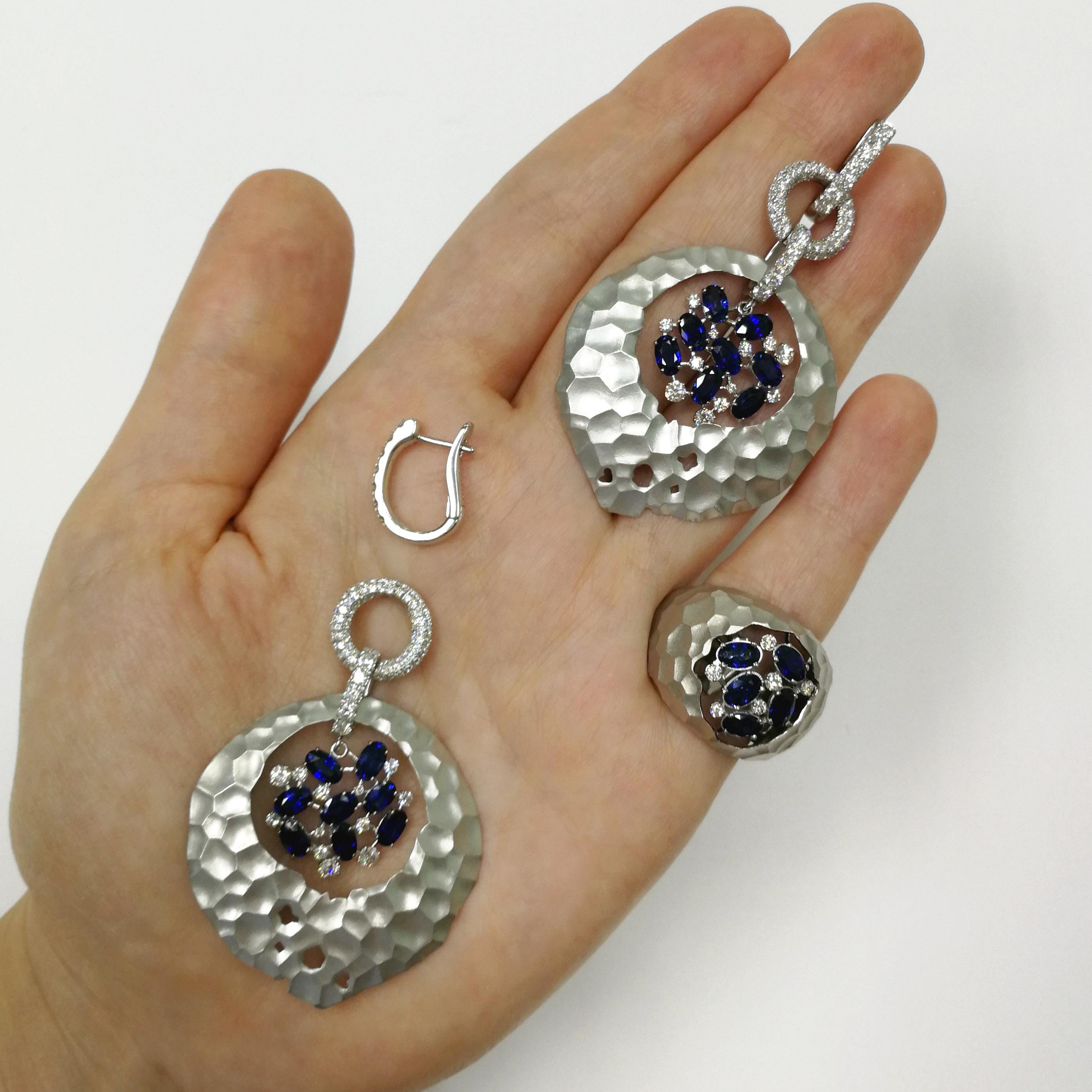Blue Sapphires Diamonds 18 Karat White Gold Small Oasis Suite 1