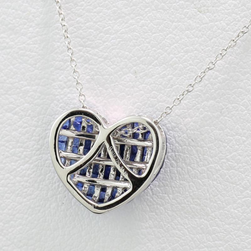 Blue Sapphires Heart Pendant with Chain 18Kt White Gold Pledge of Love  In New Condition For Sale In München, DE