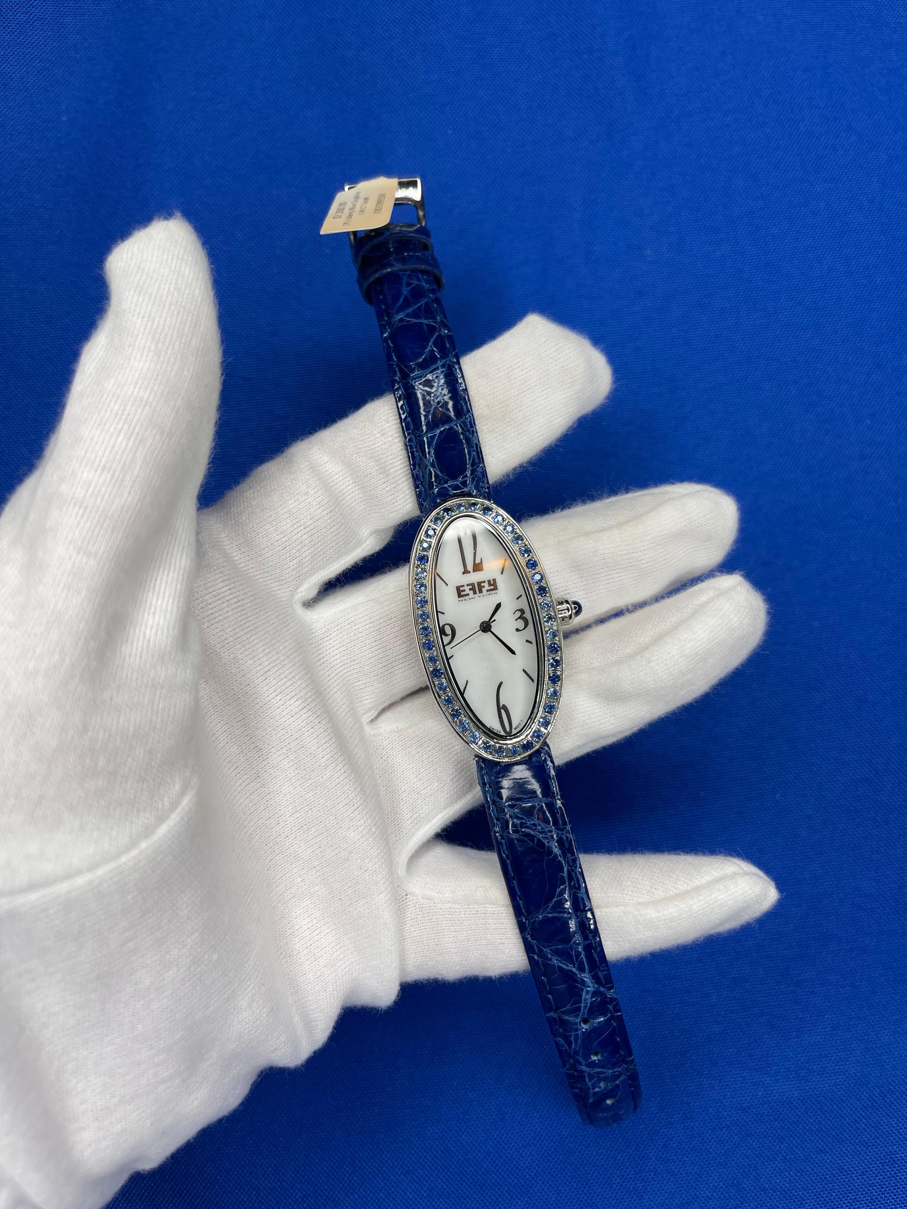 Blaue Saphire Pave Zifferblatt Luxus Schweizer Quarz Exotische Lederband Uhr (Moderne) im Angebot