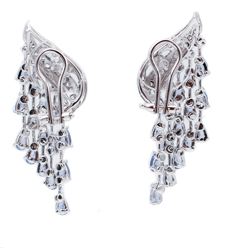 Retro Blue Sapphires, Diamonds, 14 Karat White Gold Chandelier Earrings