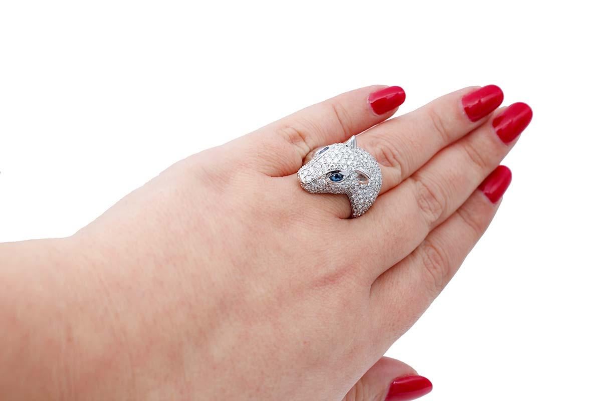 Modern Blue Sapphires, Diamonds, 18 Karat White Gold Cheetah Shape  Ring. For Sale