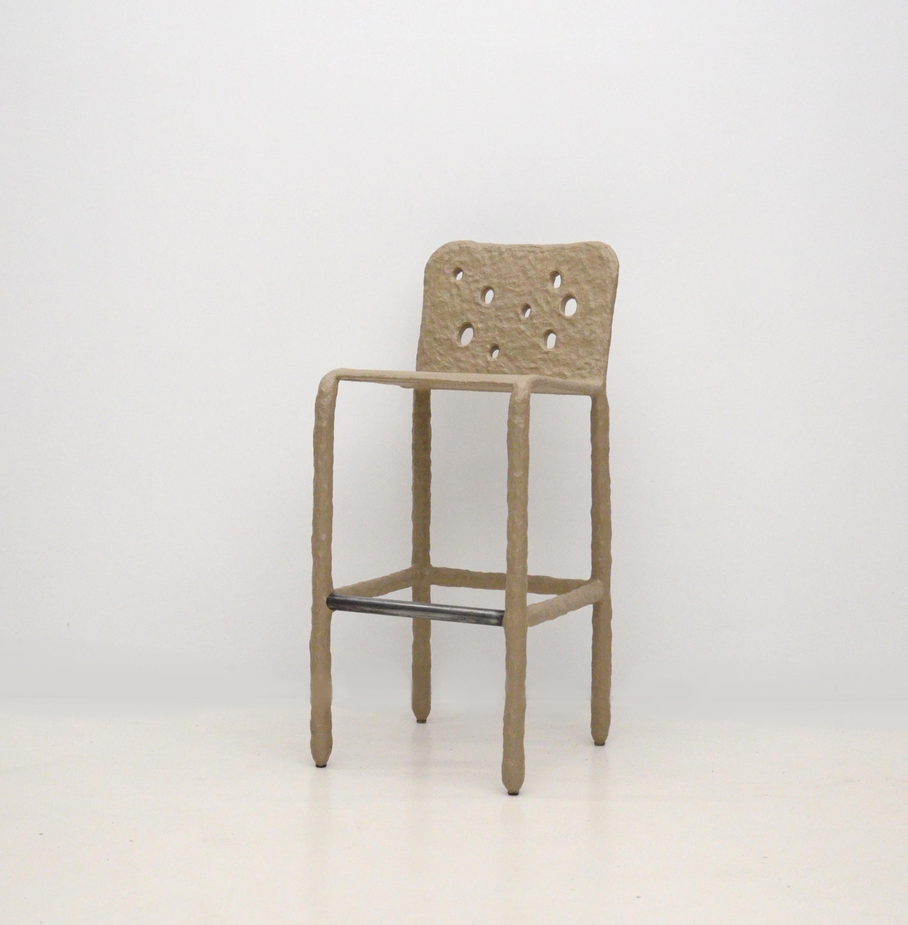 Chaise contemporaine sculptée bleue de Faina en vente 8