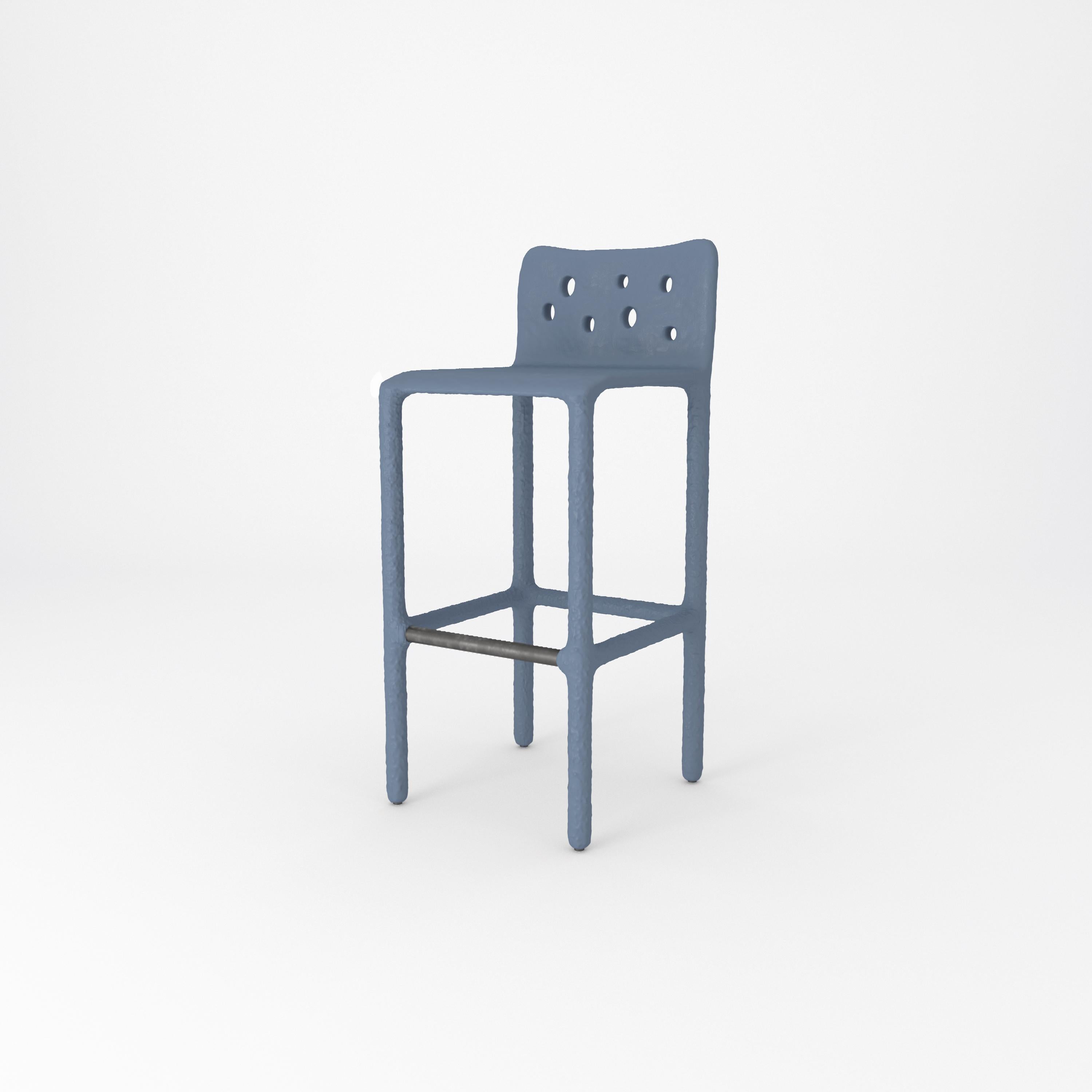 Blue sculpted contemporary chair by Faina
Design: Victoriya Yakusha
Material: steel, flax rubber, biopolymer, cellulose
Dimensions: Height: 106 x Width: 45 x Sitting place width: 49 Legs height: 80 cm
Weight: 20 kilos.
Outdoot finish