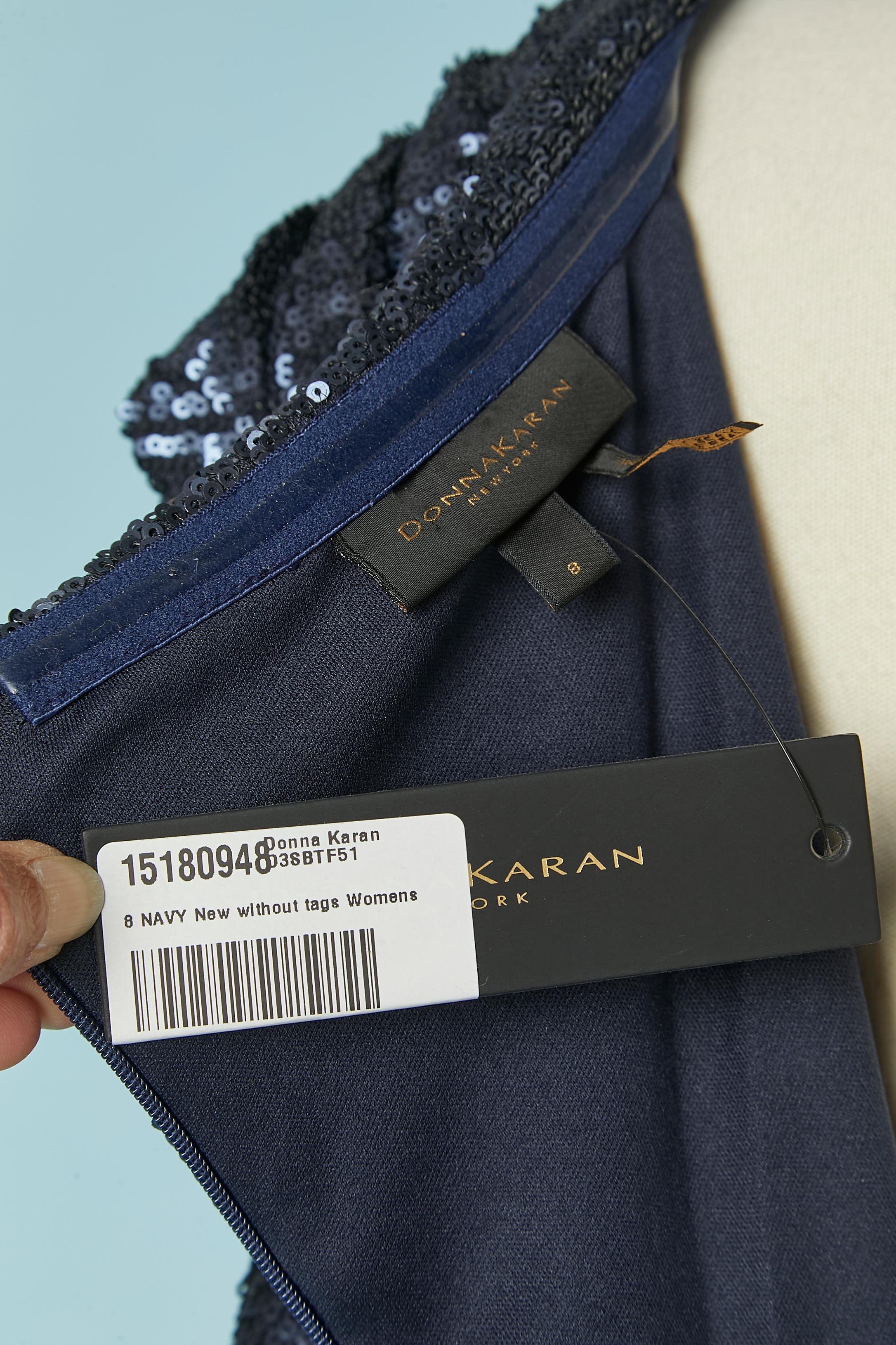 Abito da sera blu con paillettes Donna Karan New in vendita 4