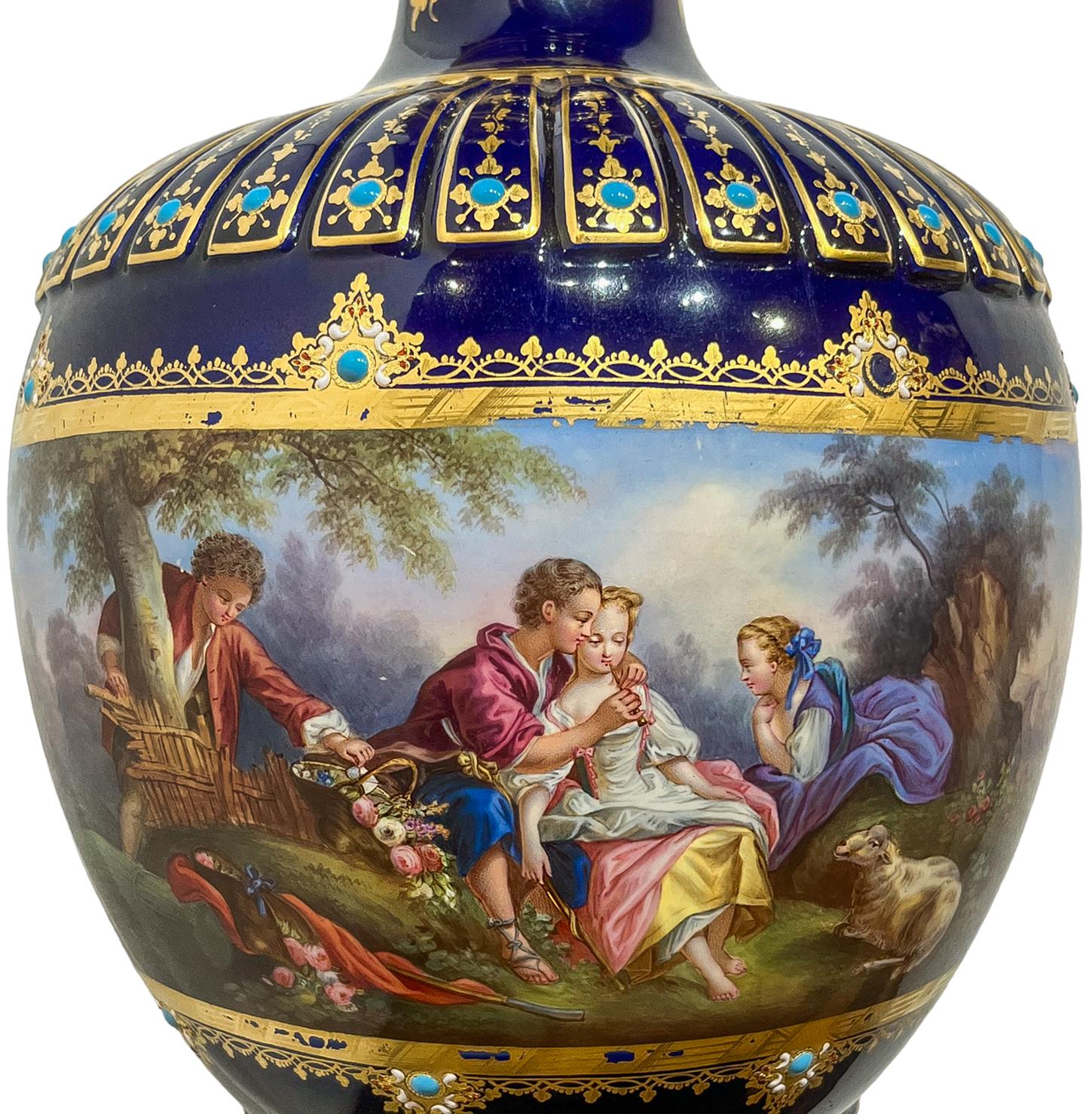Rococo Paire de vases à bijoux bleus « Serves » avec peinture dorée et turquoise en vente