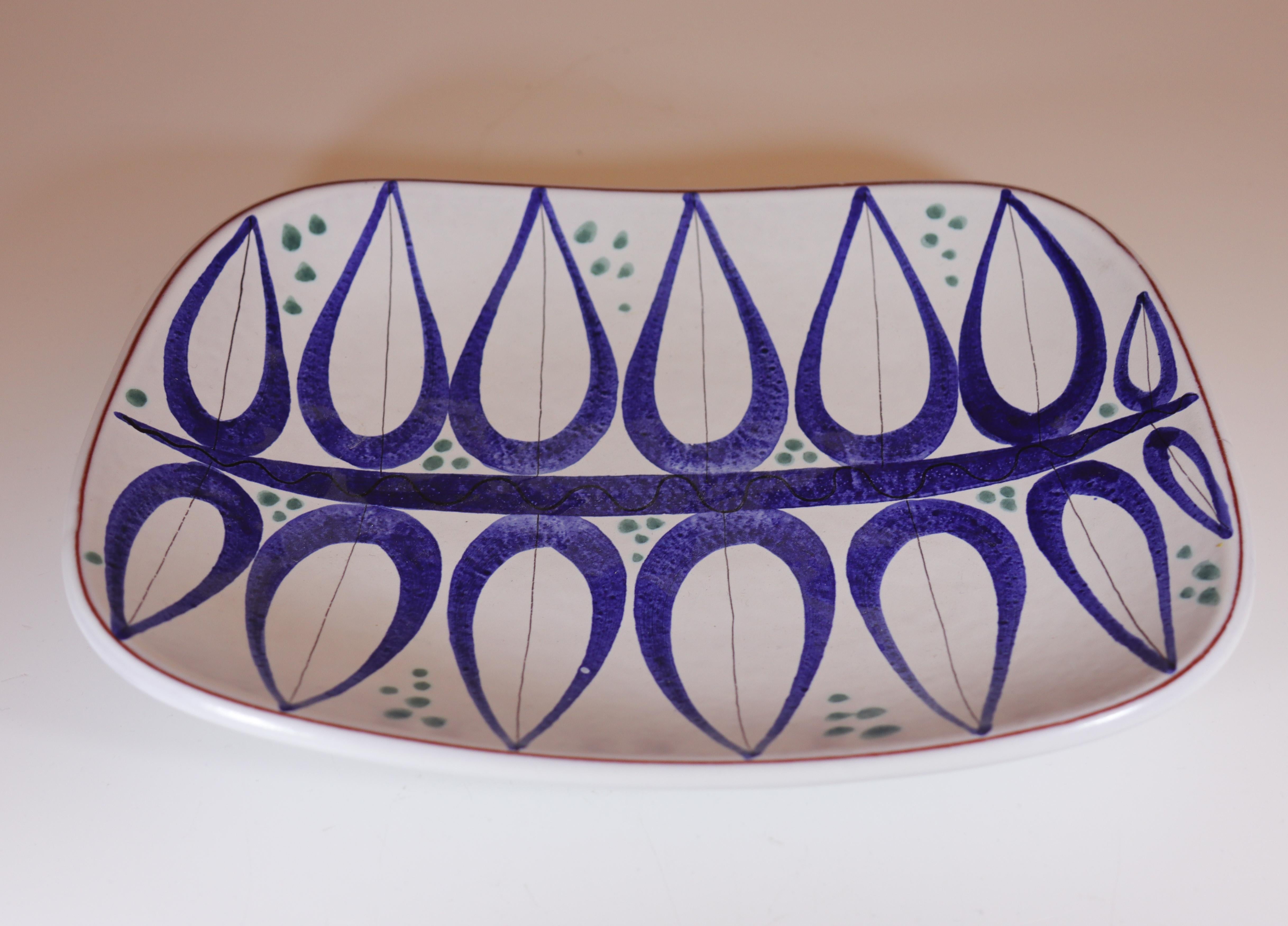 Plato de servir azul de loza, Stig Lindberg, Gustavsbergs Studio Gres en venta