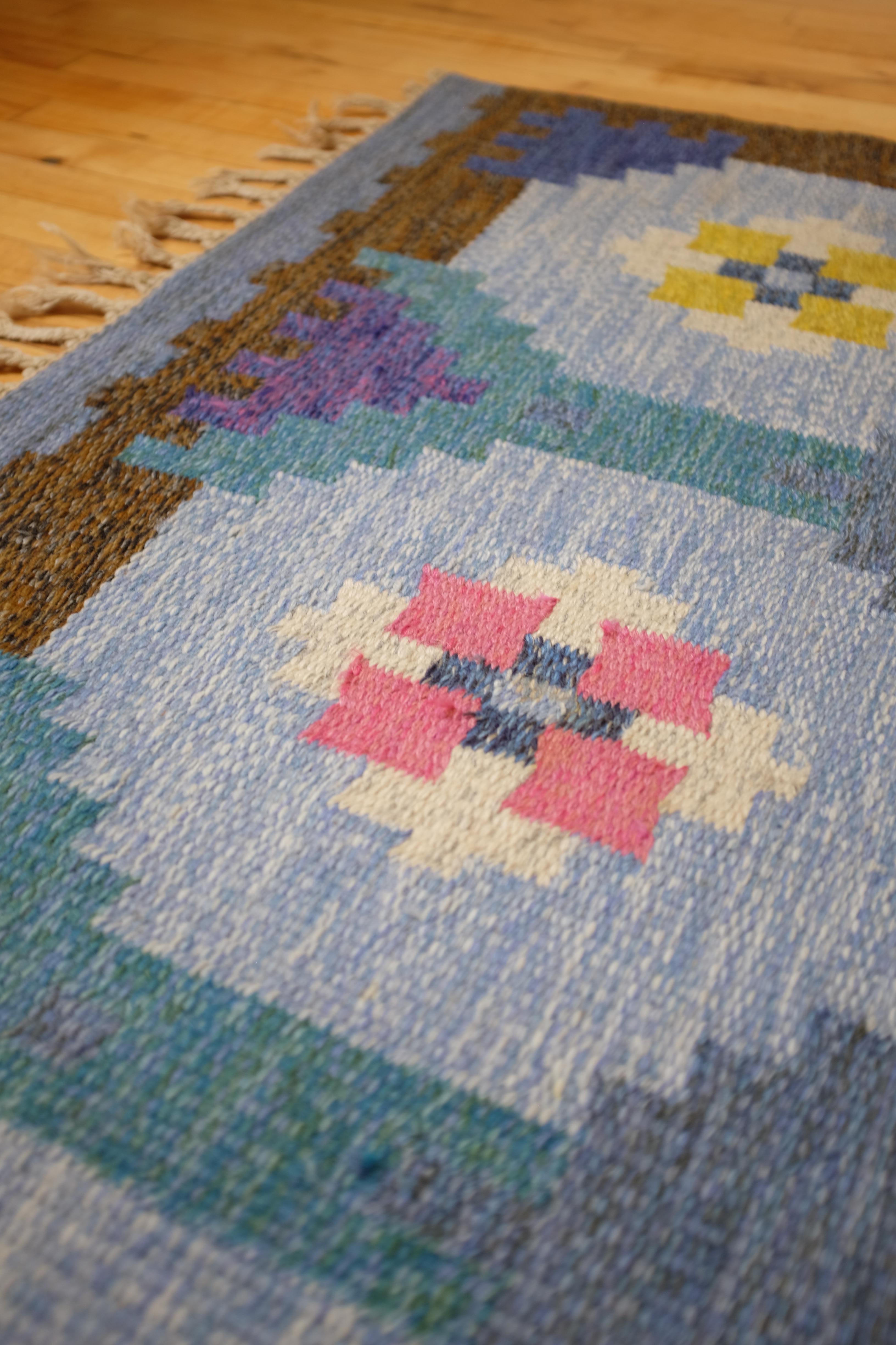 Wool Blue shaded Vintage Swedish rug For Sale