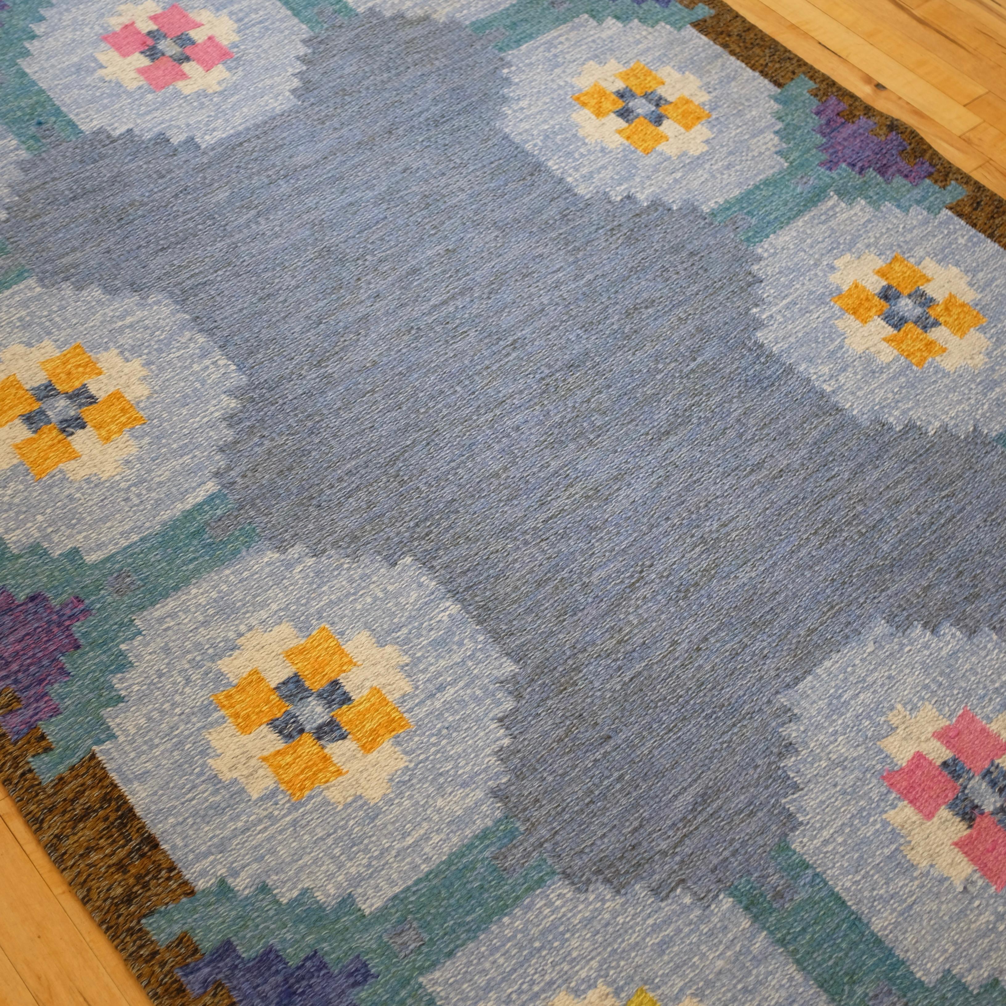 Blue shaded Vintage Swedish rug For Sale 1