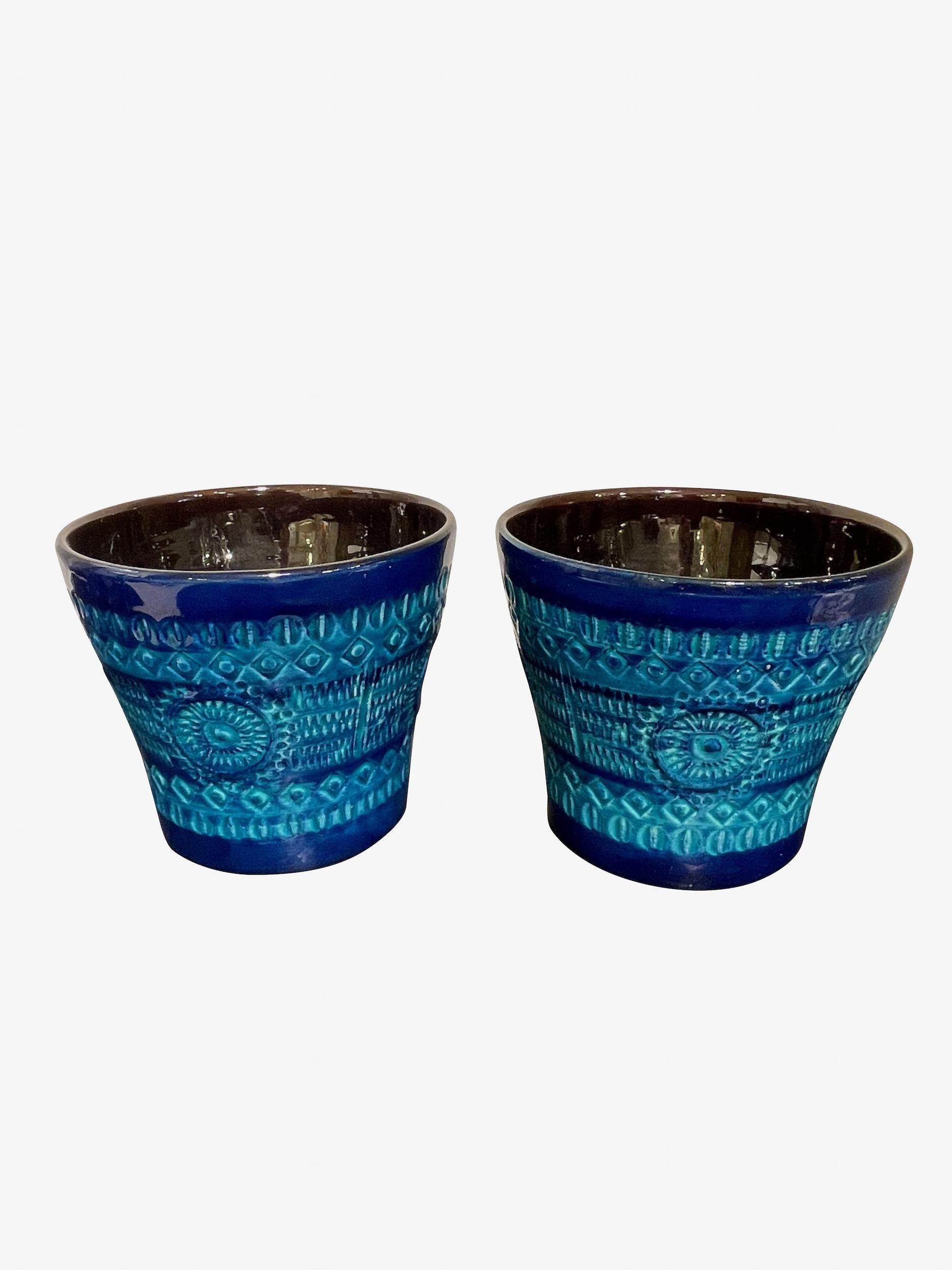 Blue Shades Geometric Design Pot, France, Mid Century In Good Condition For Sale In New York, NY