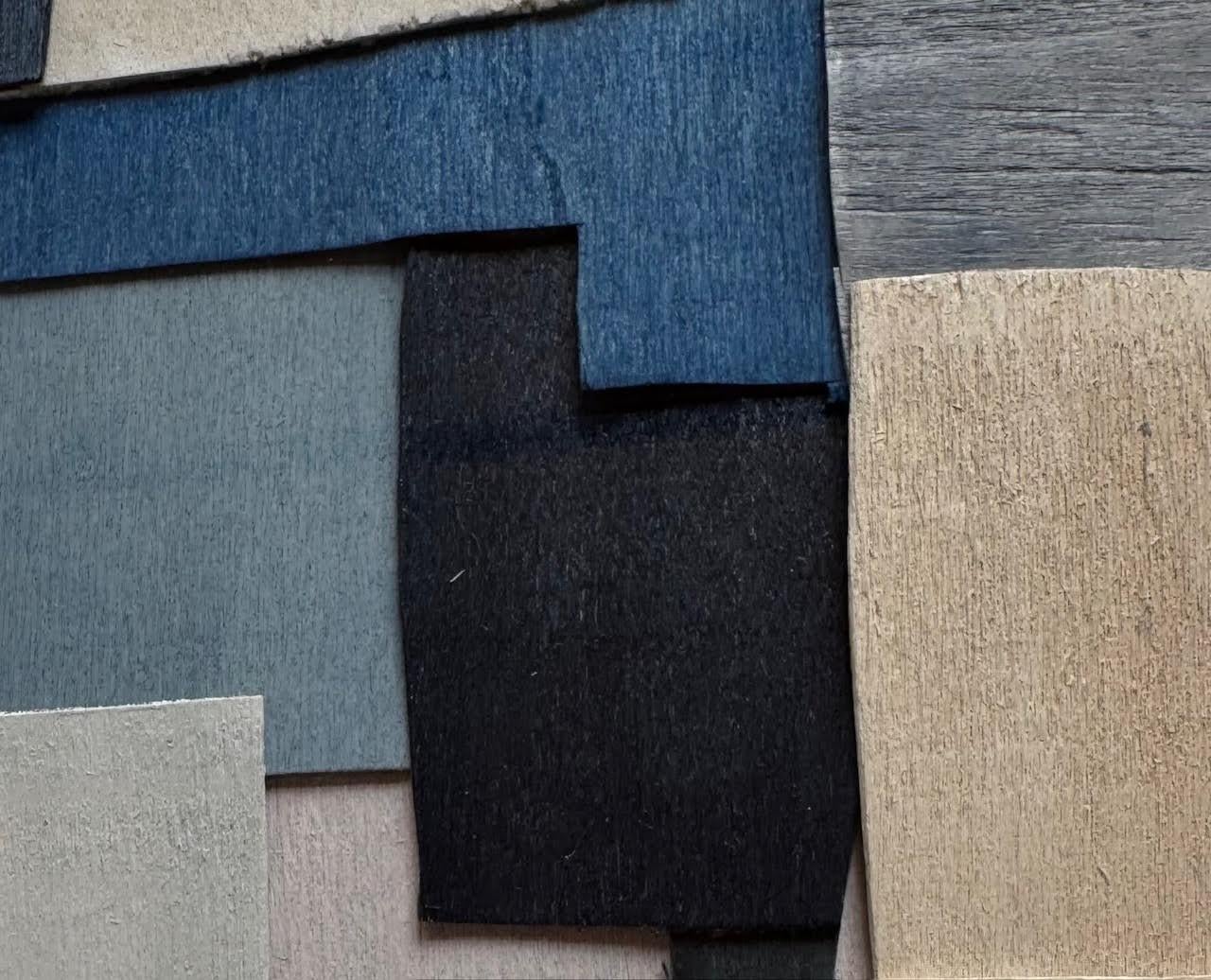 Blue Shades Thin Painted Wood Slice Art By Perrine Blaise, France, Contemporary In condizioni Nuovo in vendita a New York, NY