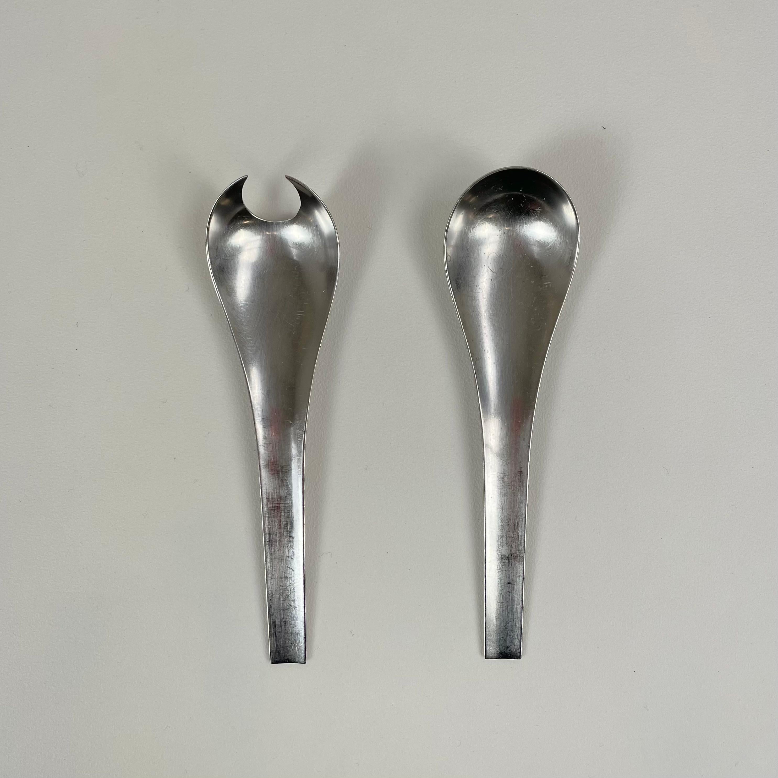 Juego de Cubiertos de Acero Inoxidable Tiburón Azul de Georg Jensen Servicio 44 Piezas Mate. en venta 1