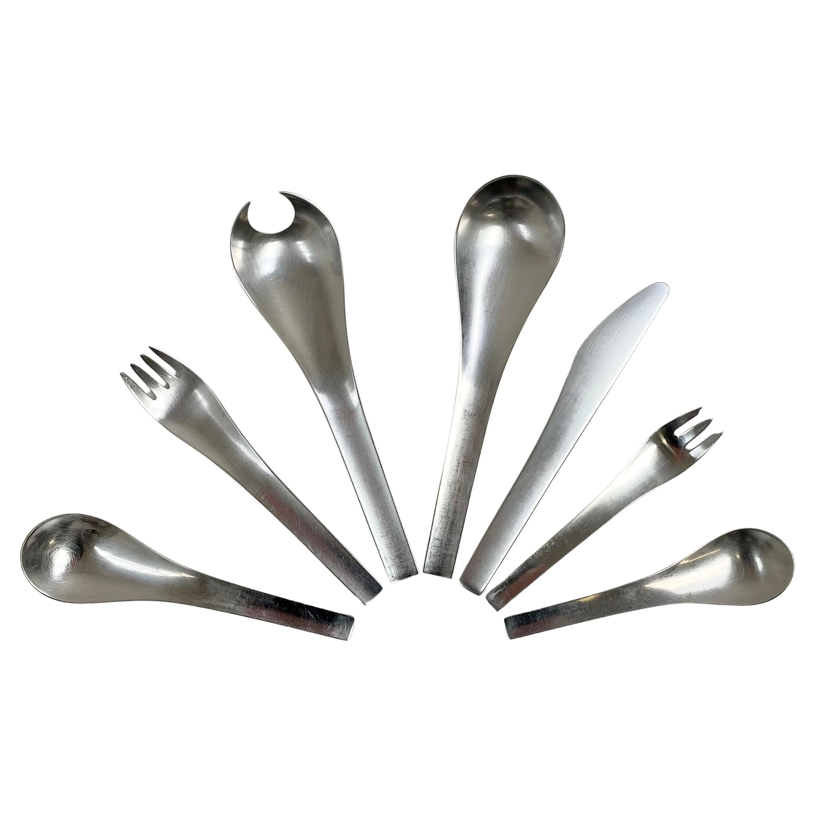 Service de couverts en acier inoxydable Blue Shark de Georg Jensen, 44 pièces, mat.