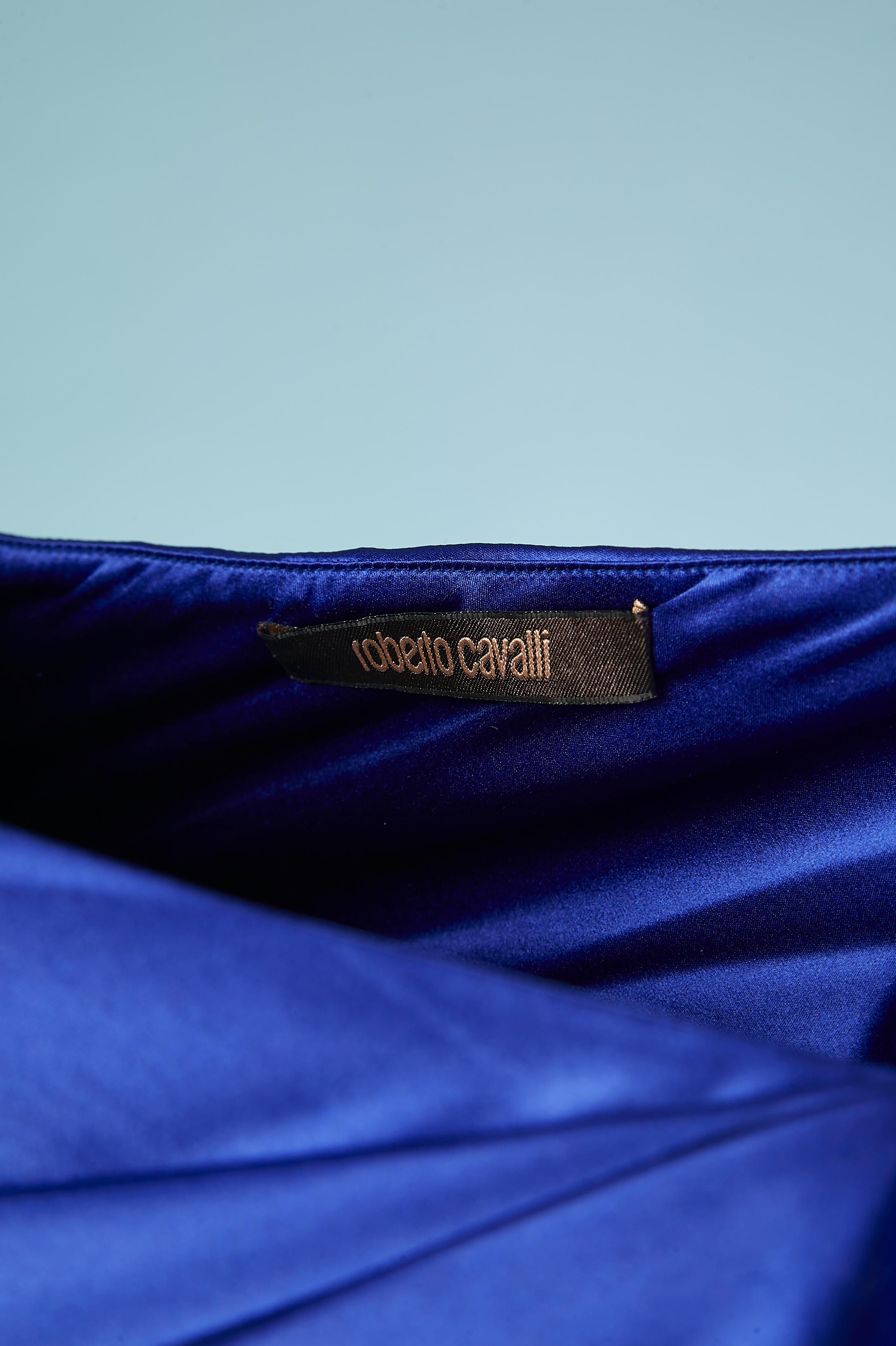 Vestido de cóctel asimétrico de seda azul con broche de metal plateado Roberto Cavalli en venta 1