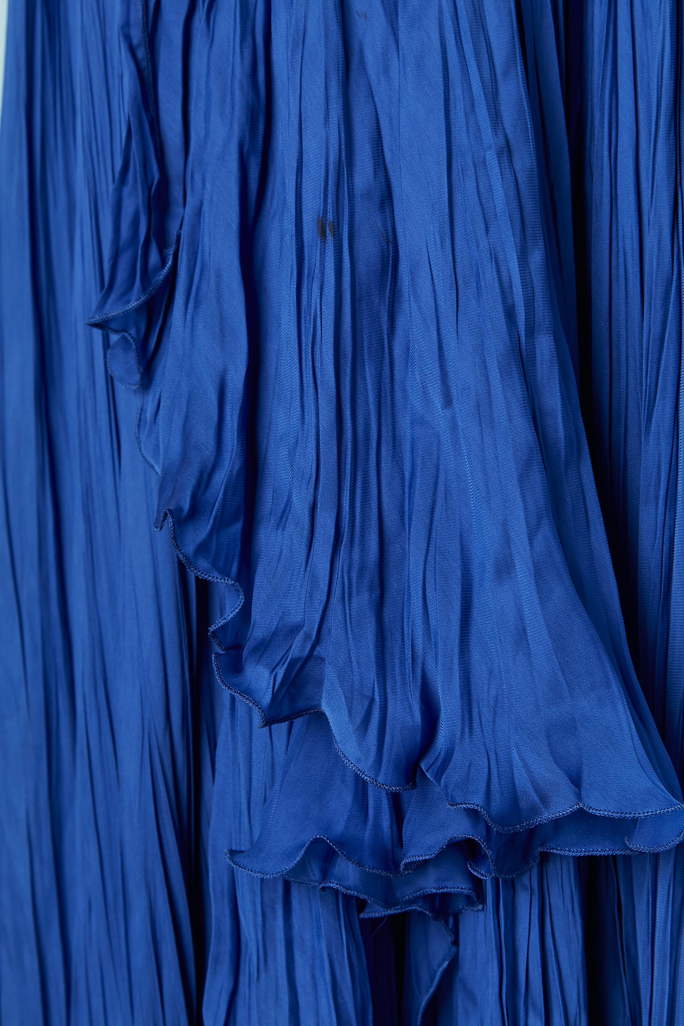 Robe du soir plissée en soie bleue avec effet froissé et perlage Roberto Cavalli  Excellent état - En vente à Saint-Ouen-Sur-Seine, FR