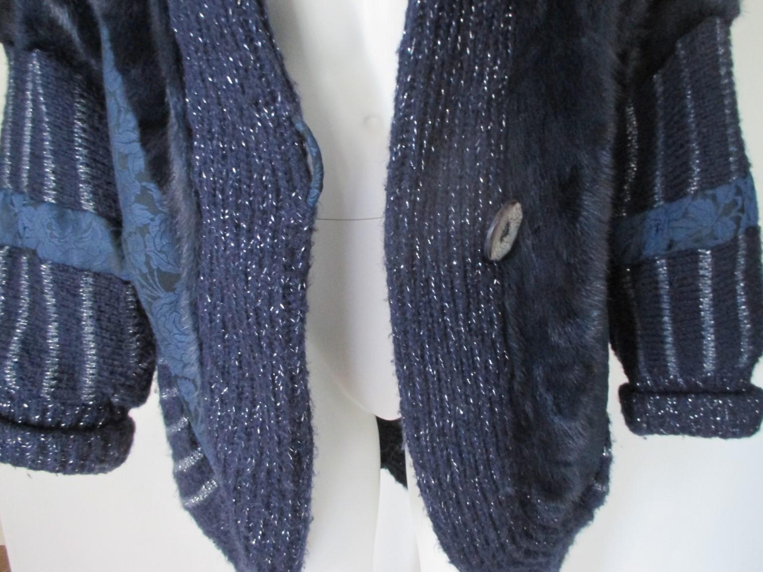Blue Silver print Wool Mink Fur vest  In Good Condition In Amsterdam, NL