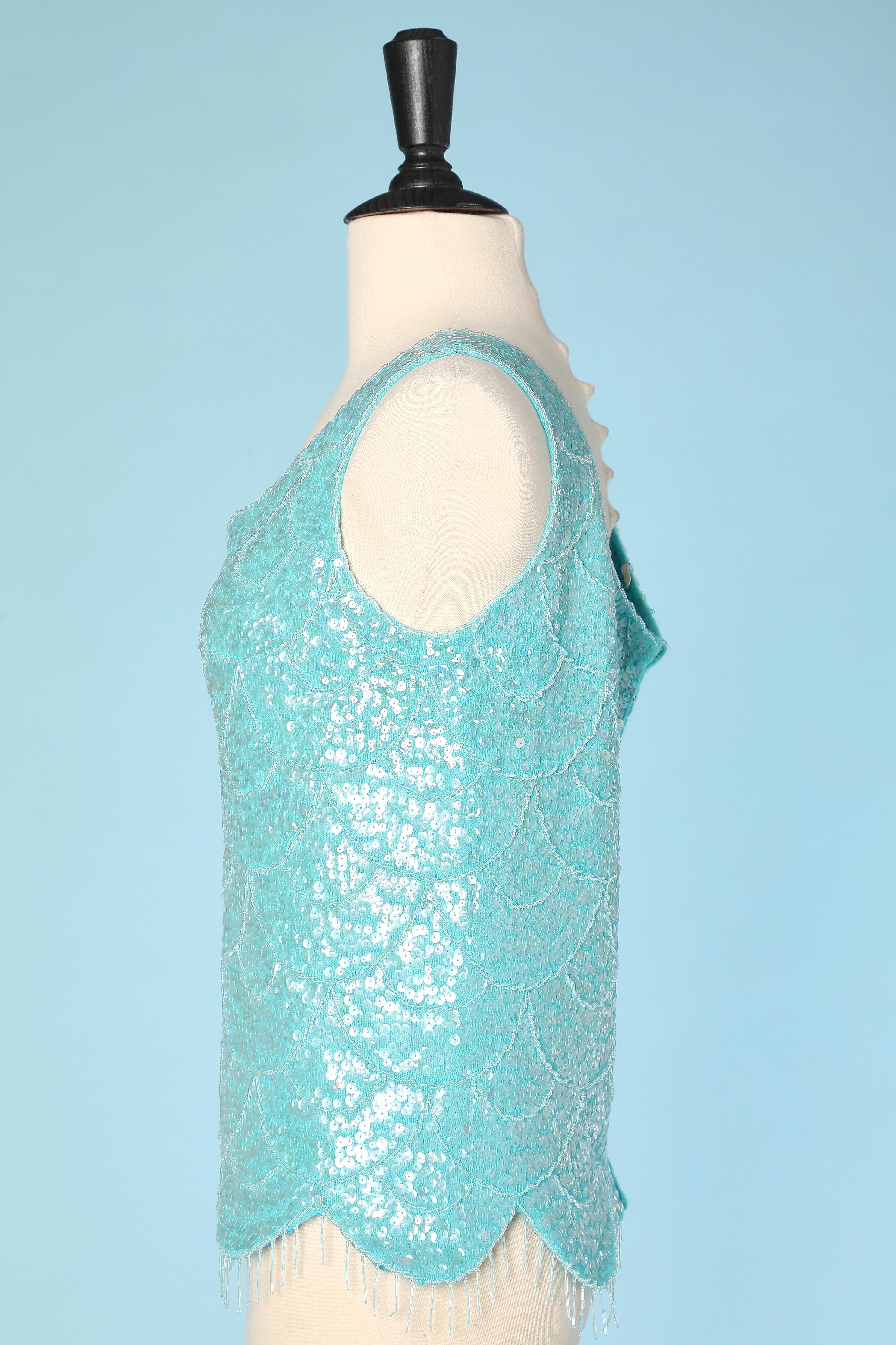 Top bleu sans manches avec perles sur base de tricot IMPERIAL Circa 1960's Excellent état - En vente à Saint-Ouen-Sur-Seine, FR