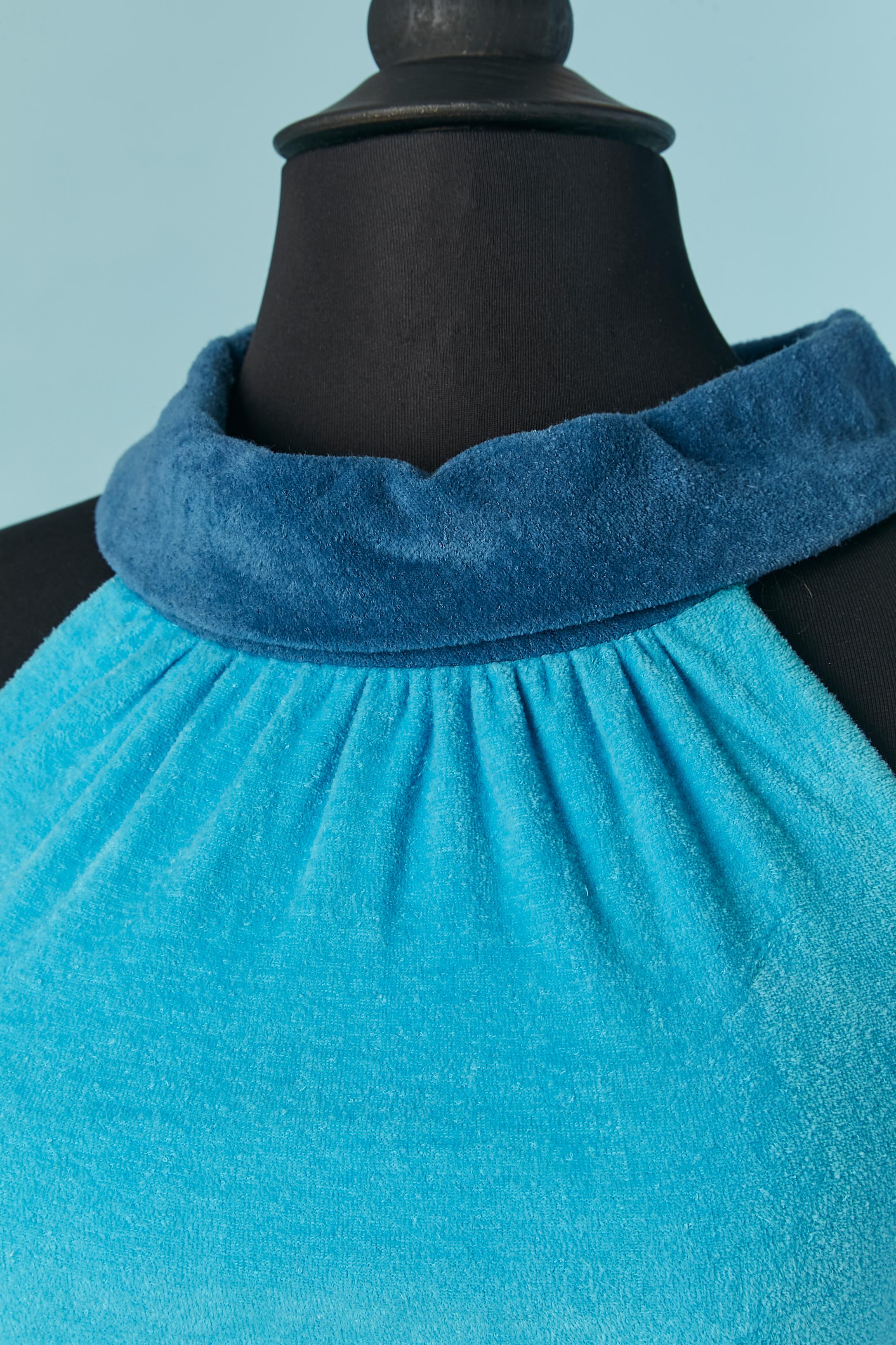 Blue sleeveless terry clothes summer dress. Hook&eye closure on the middle back. Pocket on both side. 
SIZE XS 