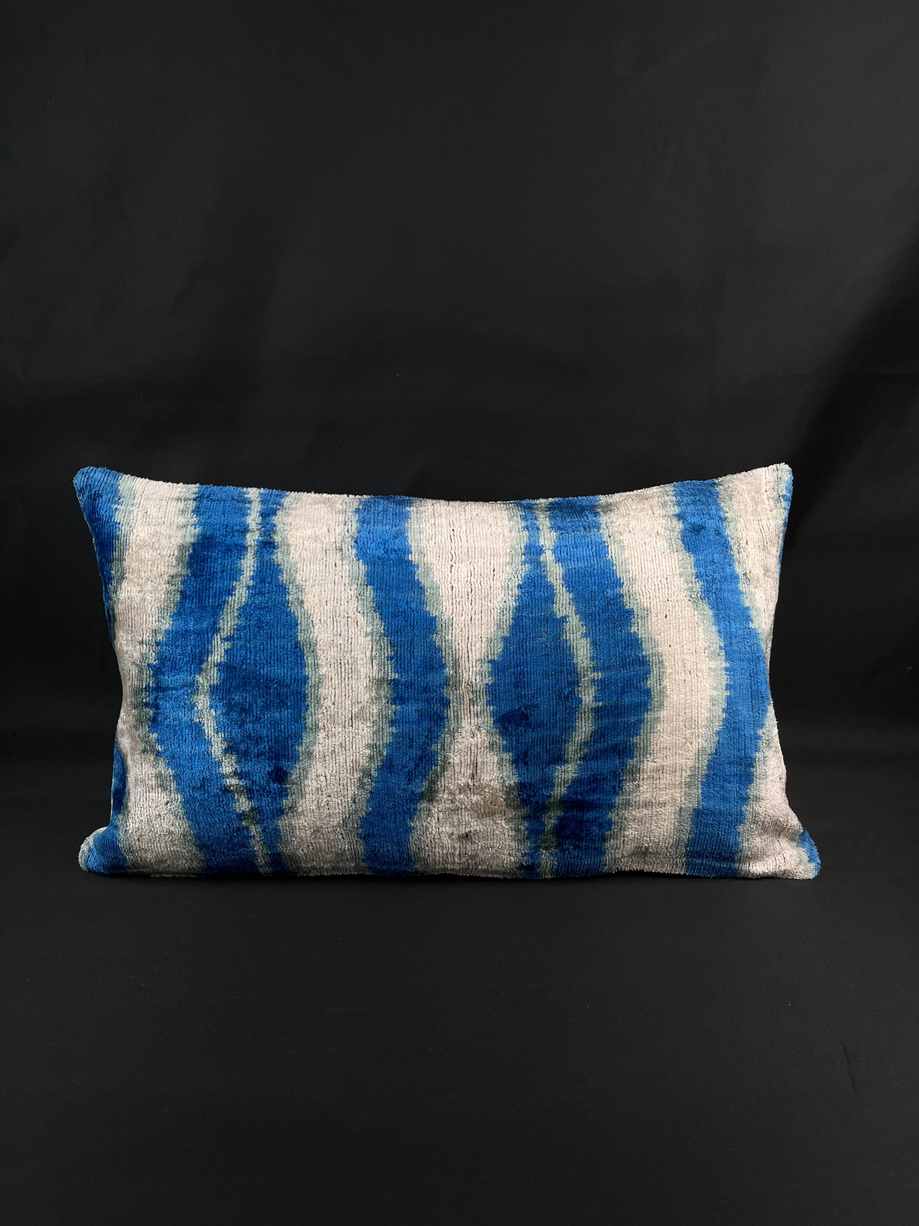 Blue Small Velvet Silk Ikat Pillow Cover In New Condition In Houston, TX