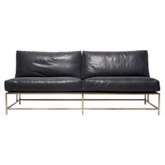 Loveseat de cuero ahumado azul y níquel antiguo