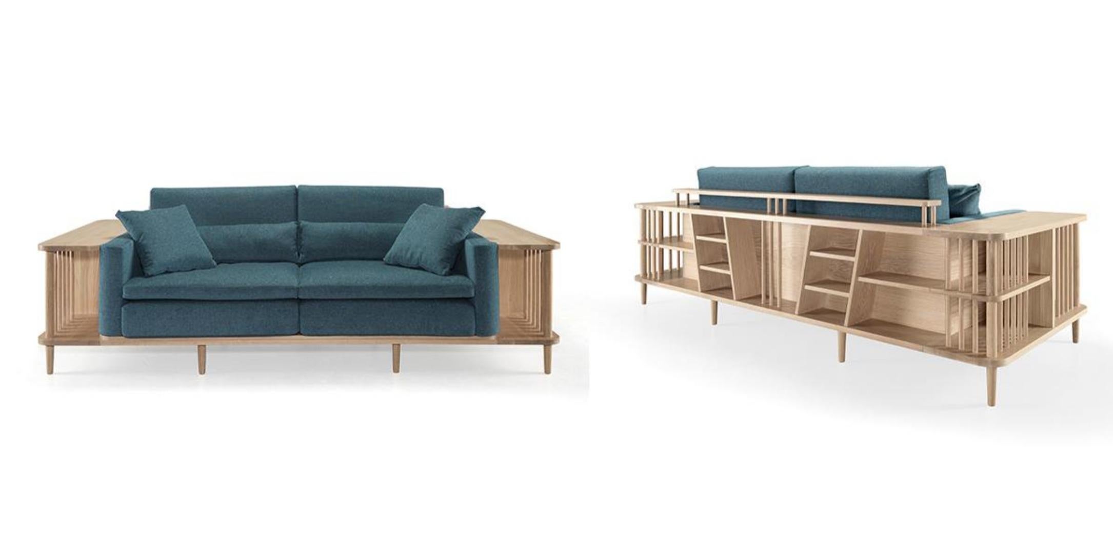 Blaues Sofa und Bücherregal, Raumteiler (Portugiesisch) im Angebot