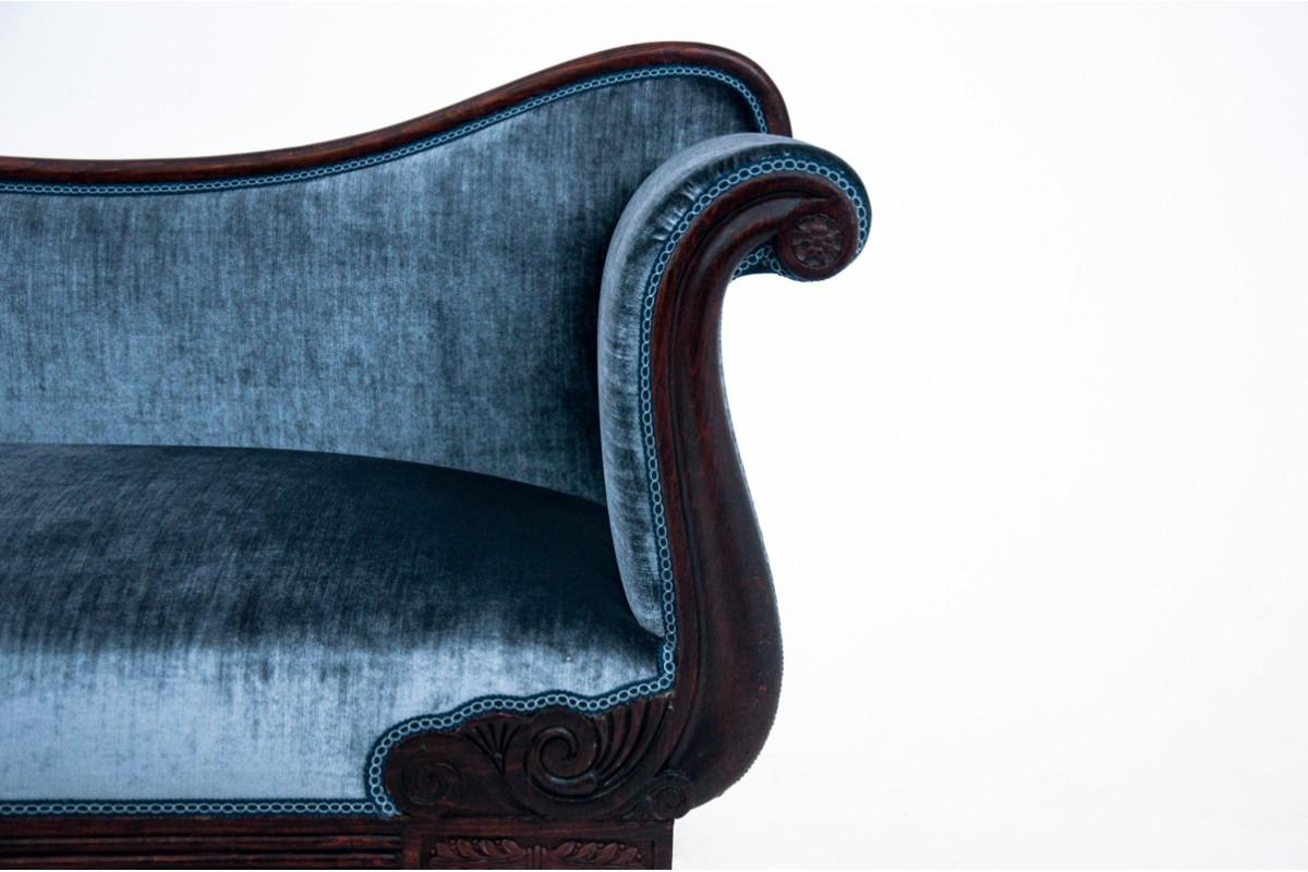 Blue Sofa Recamier, France, around 1830. After renovation. 3