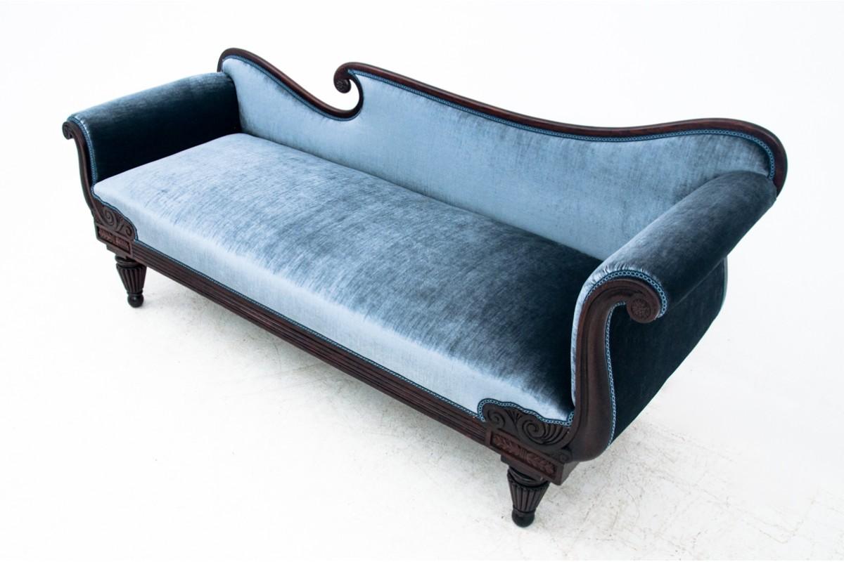 Blue Sofa Recamier, France, around 1830. After renovation. In Good Condition In Chorzów, PL