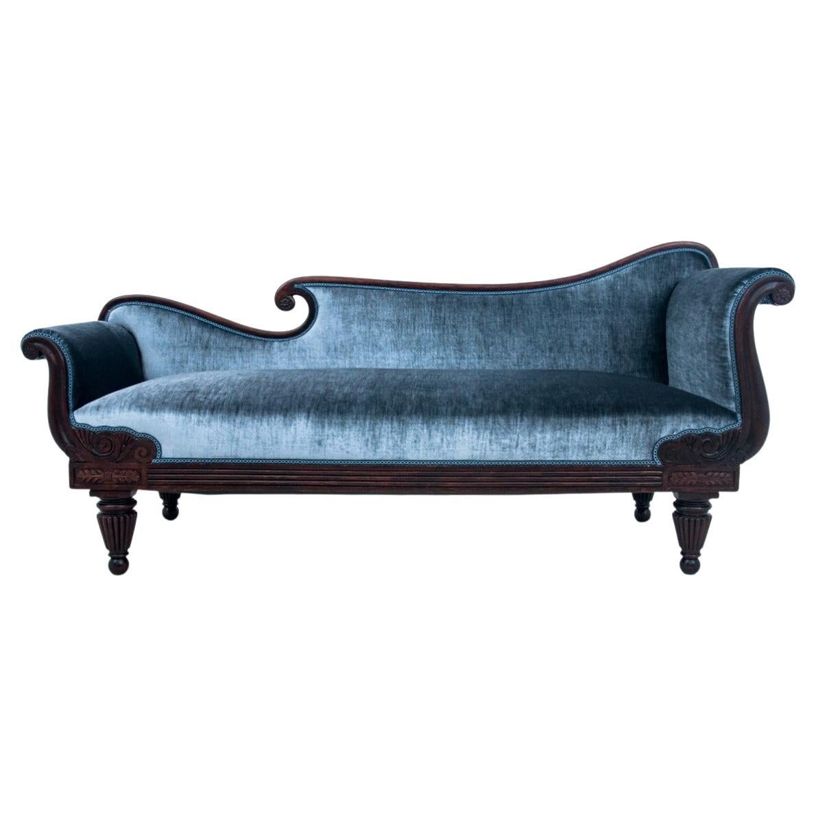 Blue Sofa Recamier, France, around 1830. After renovation.