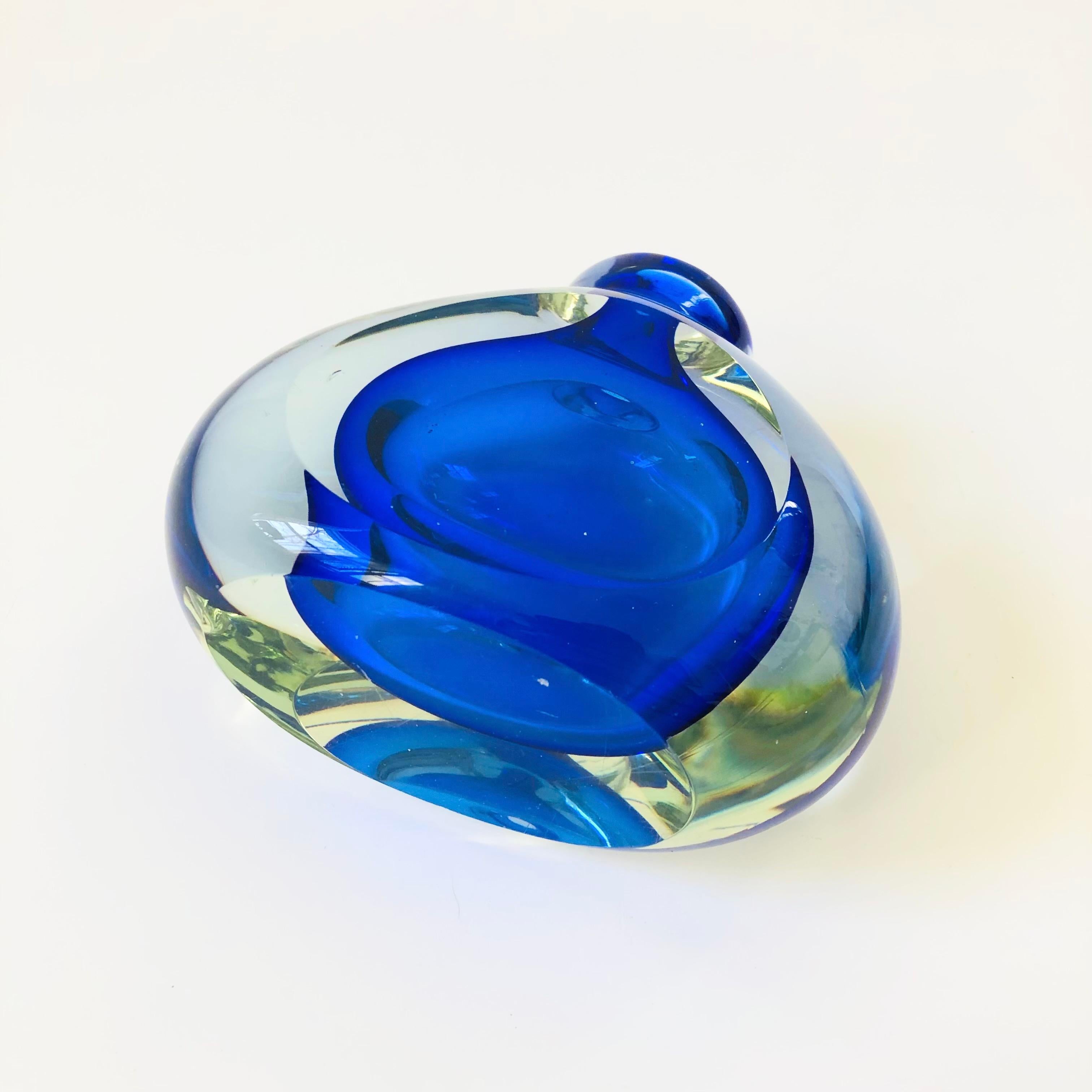 Blue Sommerso Art Glass Vase For Sale 4