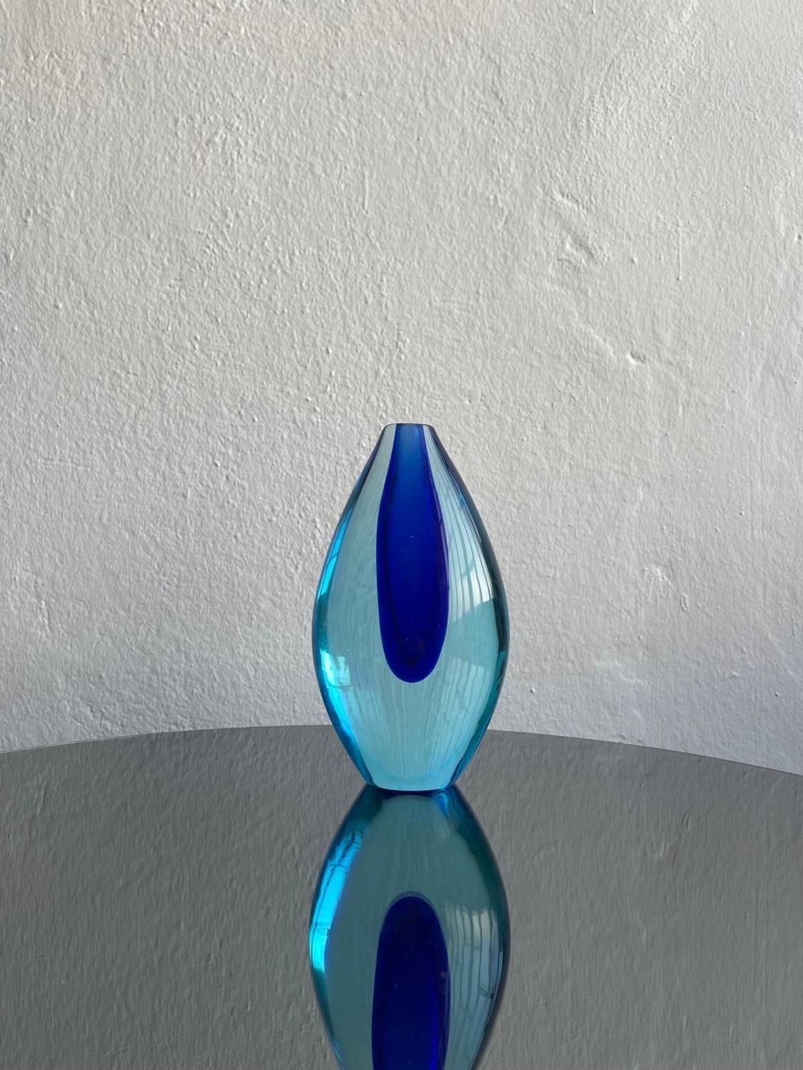 Flavio Poli for Seguso - Sommerso Murano vase - Collectible Glass

