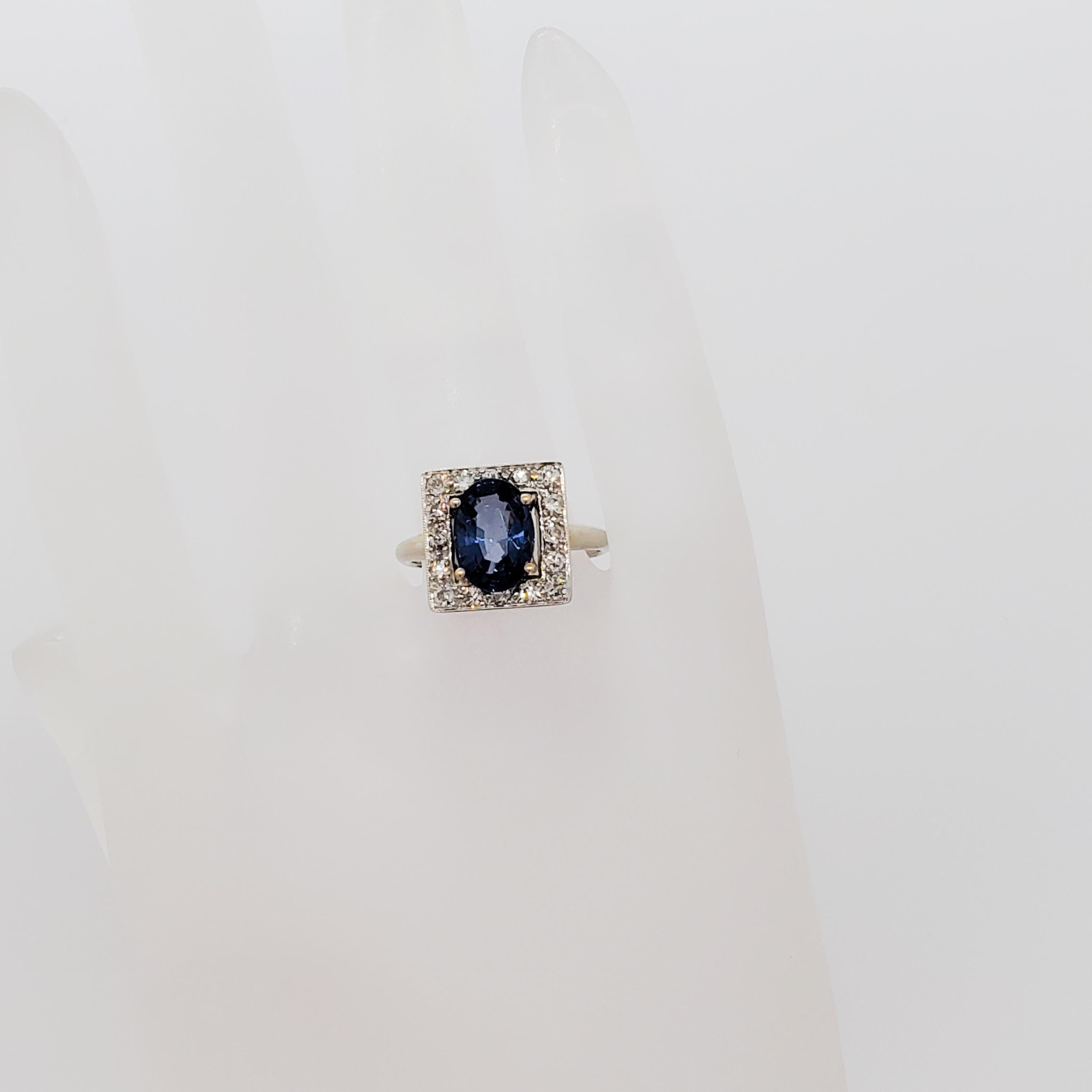 Blue Spinel and Diamond Cocktail ring in 14k White Gold In New Condition For Sale In Los Angeles, CA