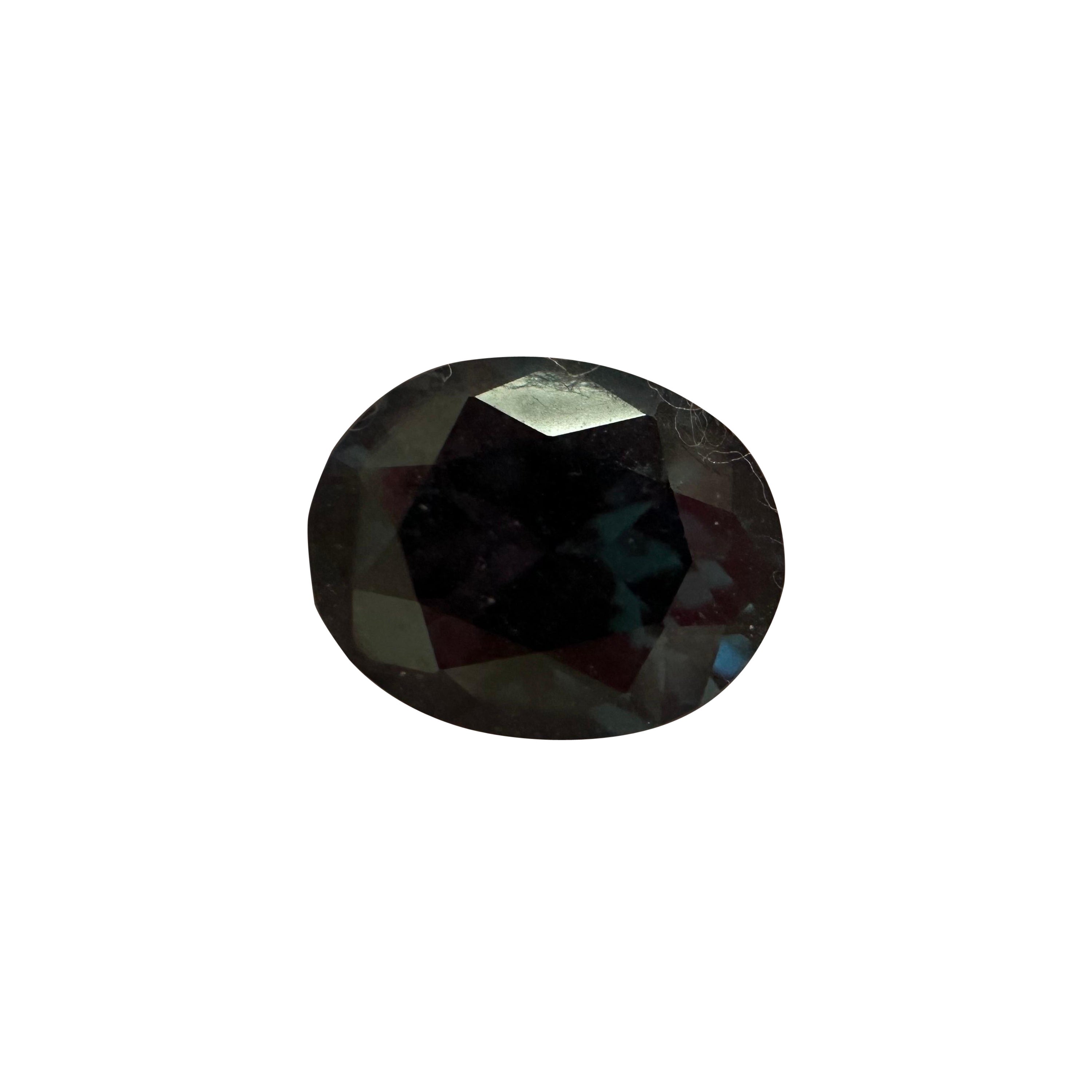 Blauer Spinell, zertifiziert, wird mit einem Zertifikat von 2,40 ct