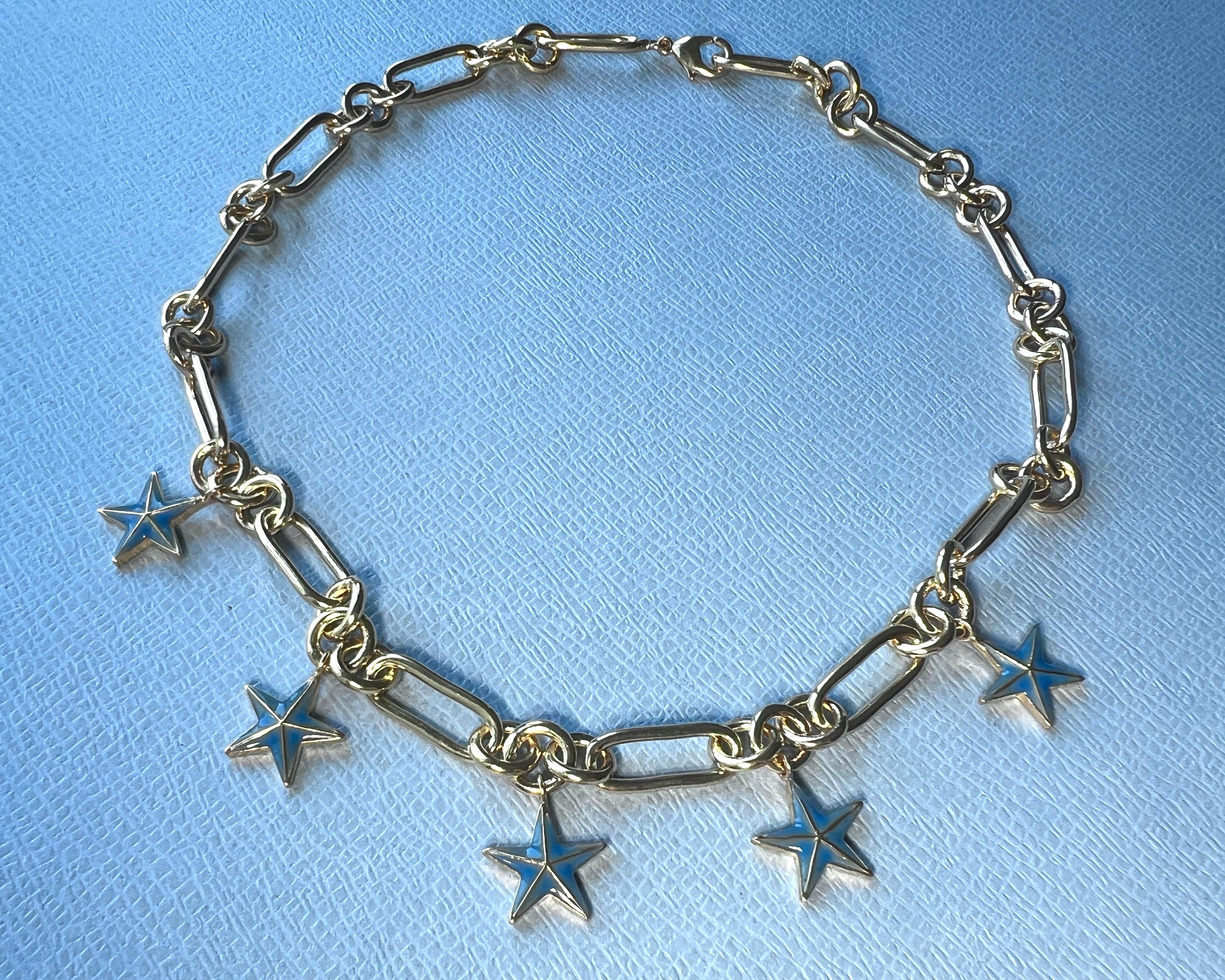 Collana a catena con ciondolo a forma di stella blu In condizioni Nuovo in vendita a Los Angeles, CA