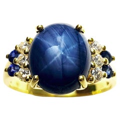 Zafiro Estrella Azul, Zafiro Azul y Anillo de Diamantes engastados en Oro de 18K