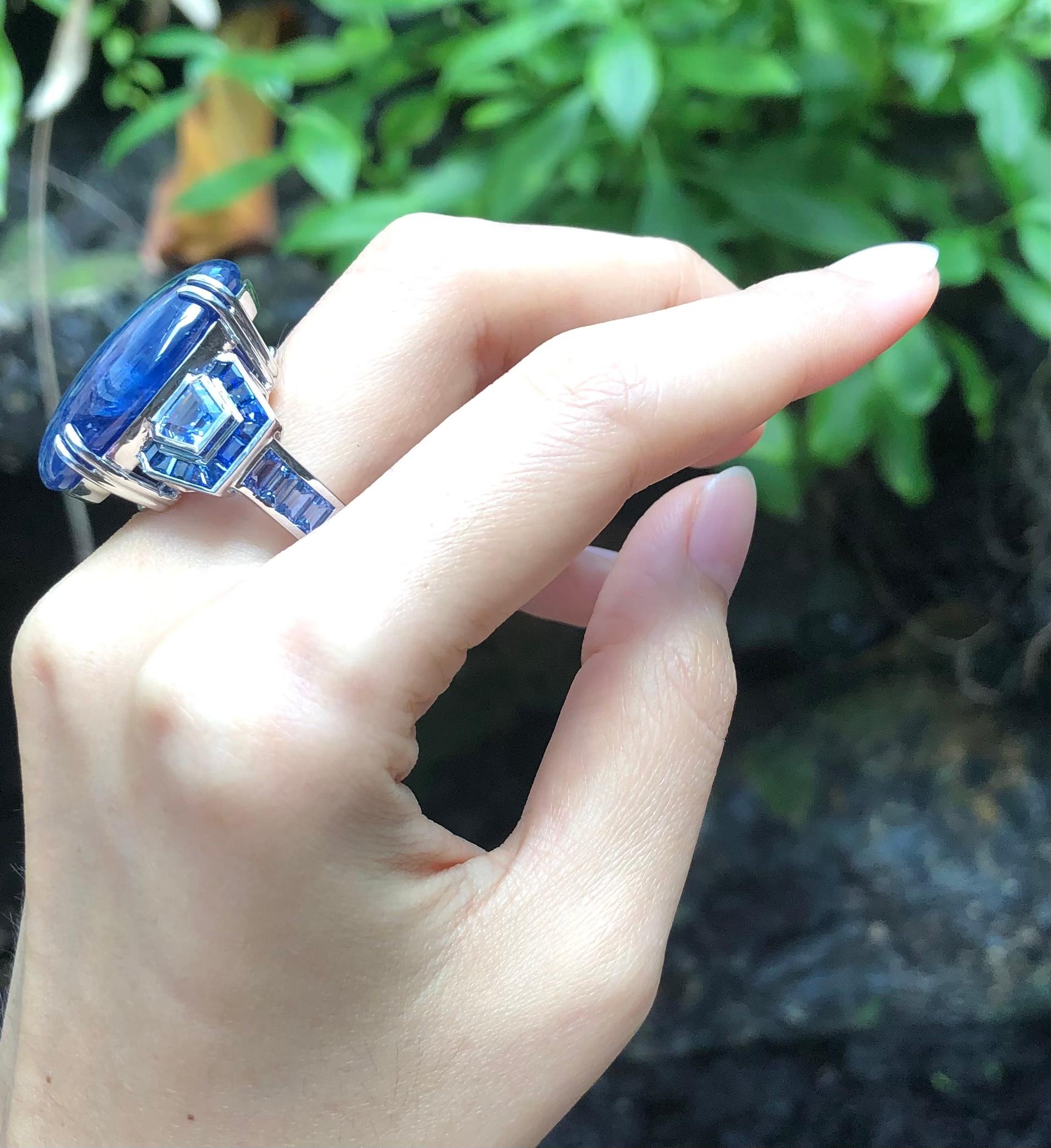 Blue Star Sapphire, Blue Sapphire Ring in 18 Karat White Gold Settings For Sale 8