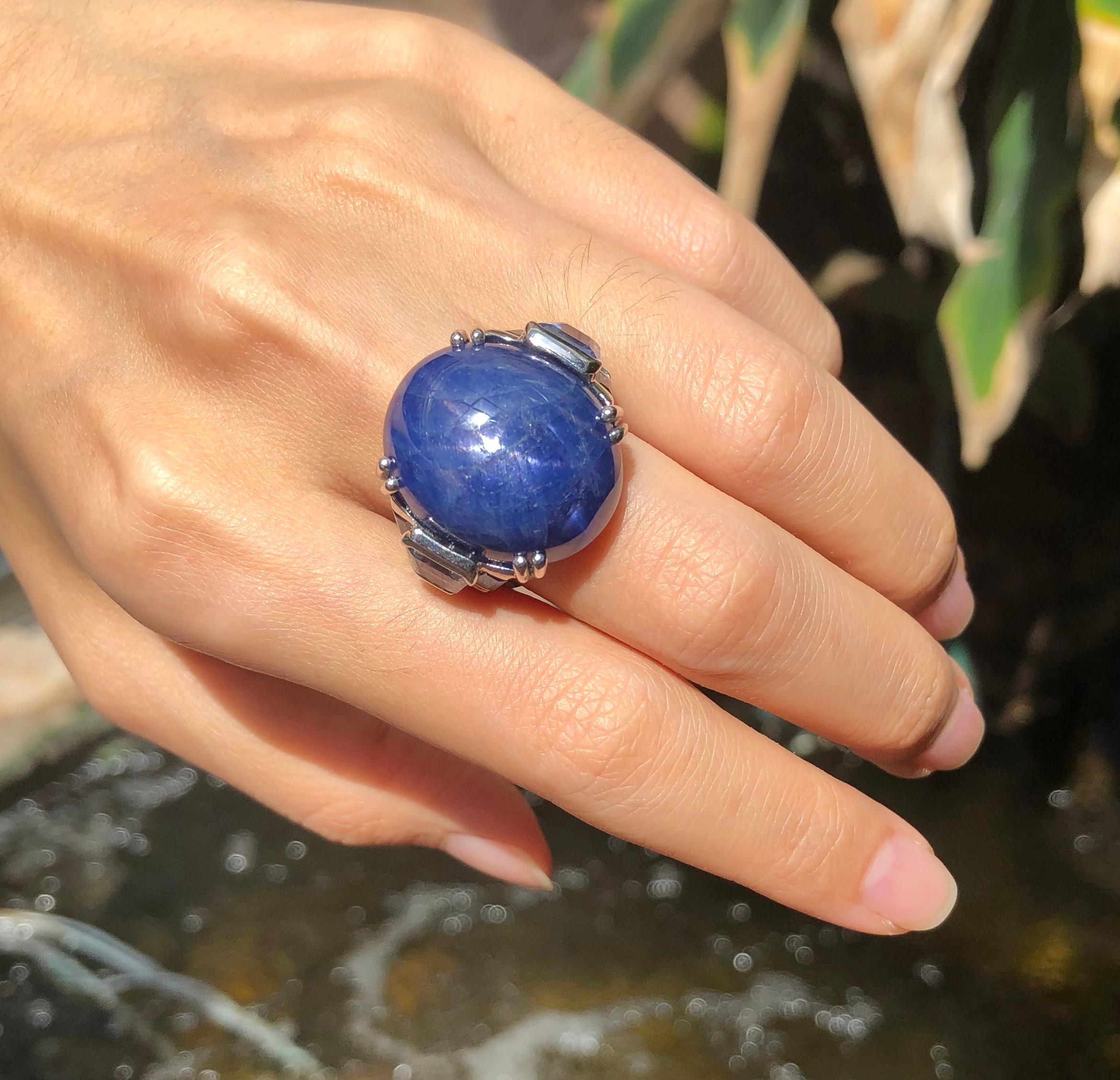 Cabochon Blue Star Sapphire, Blue Sapphire Ring in 18 Karat White Gold Settings For Sale