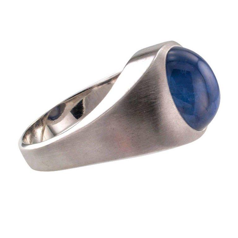 Modern Blue Star Sapphire Gold Ring