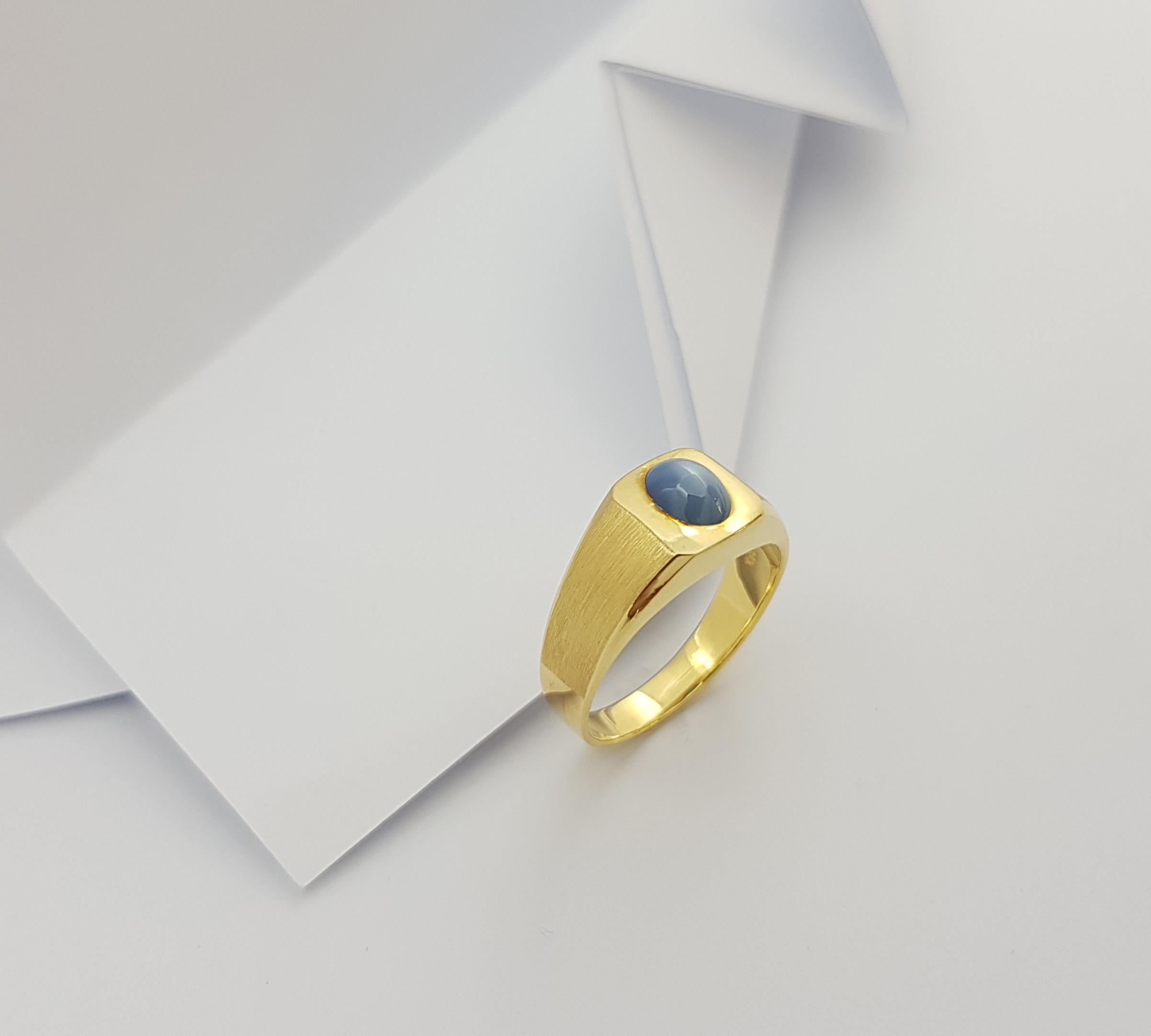 Blue Star Sapphire Ring Set in 14 Karat Gold Settings For Sale 3