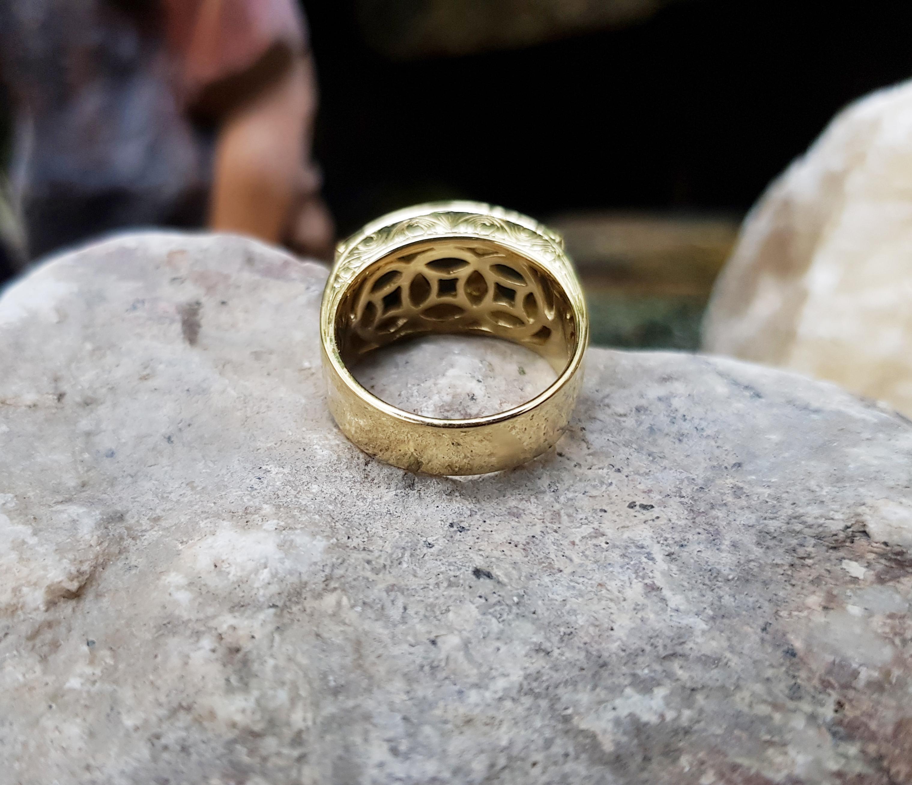 Blue Star Sapphire Ring set in 18 Karat Gold Settings For Sale 4