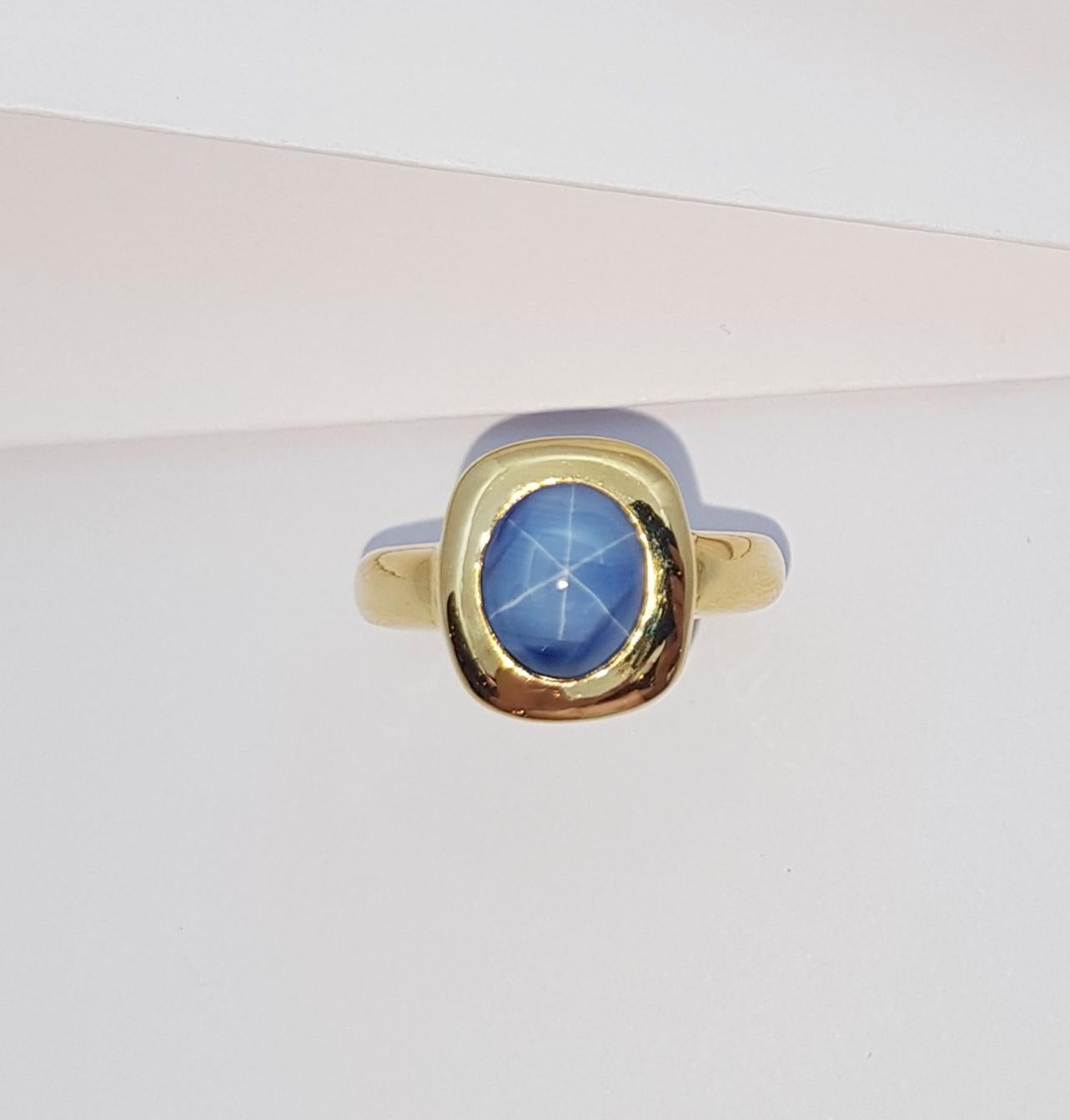 Bague étoile bleue sertie en or 18 carats en vente 4