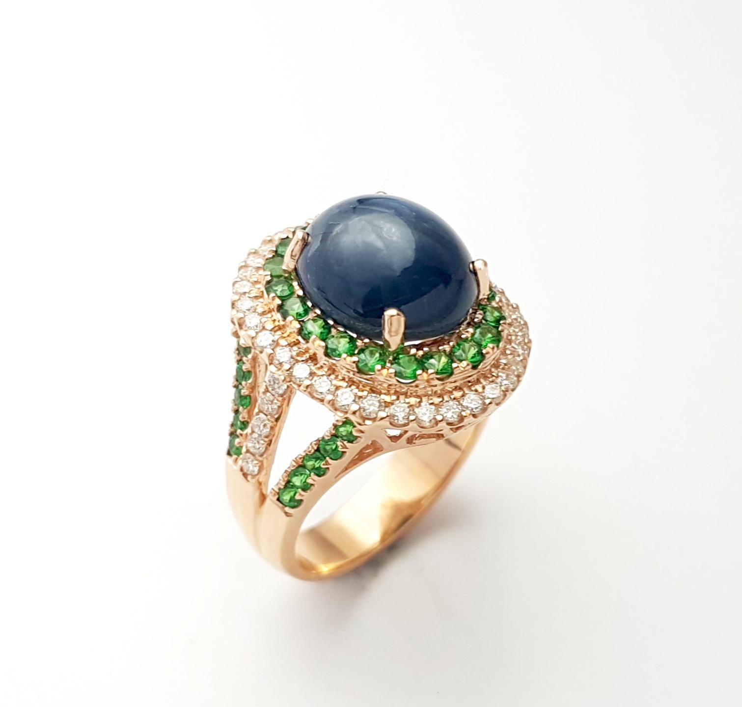 Blue Star Sapphire, Tsavorite and Brown Diamond Ring set in 18K Rose Gold For Sale 3
